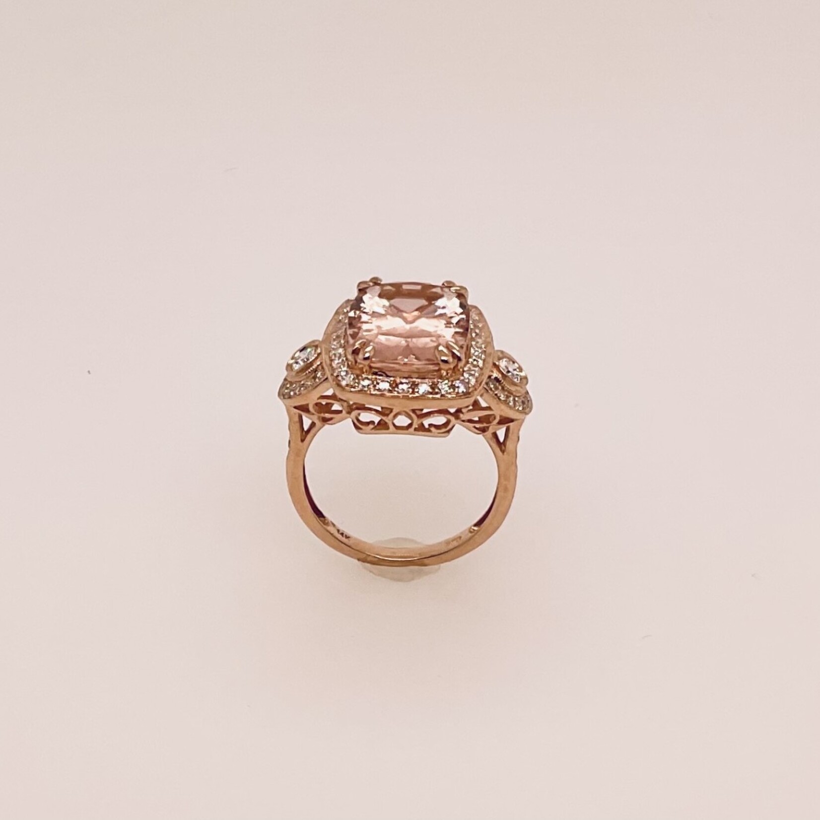 Ladies .580 Ctw Fashion Ring / Rose Gold Size 6