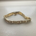 14 Kt Yellow Gold Ladies Bracelet  8"