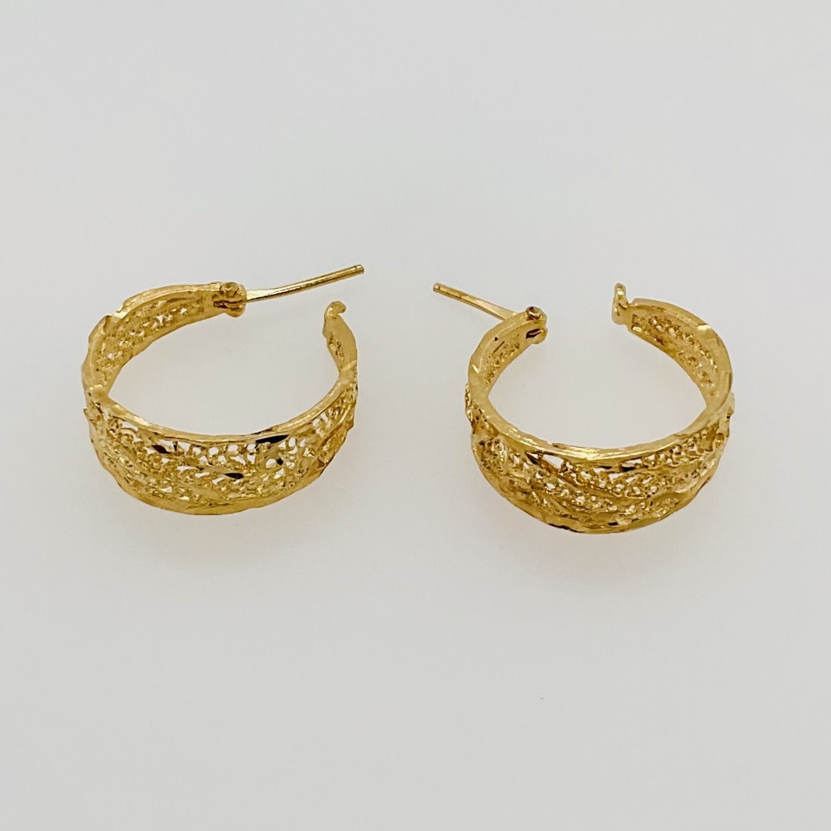 14 Kt Yellow Gold Hoop Earrings