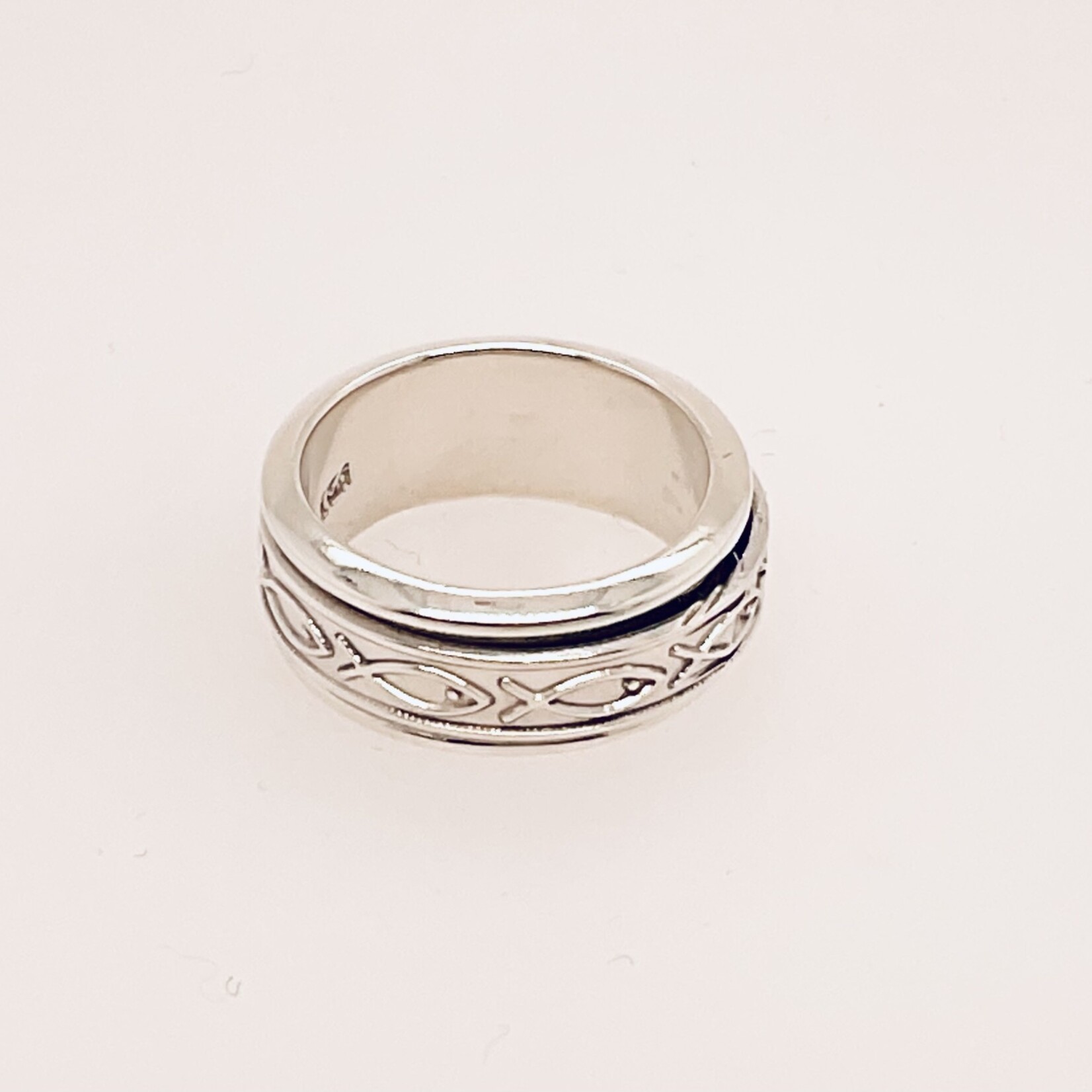 Sterling Silver Fish Spinner Ring Size 6