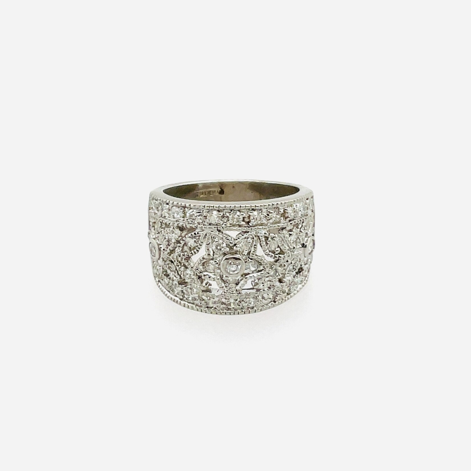 Ladies Cubic Zirconia Fashion Ring / Silver Size 7