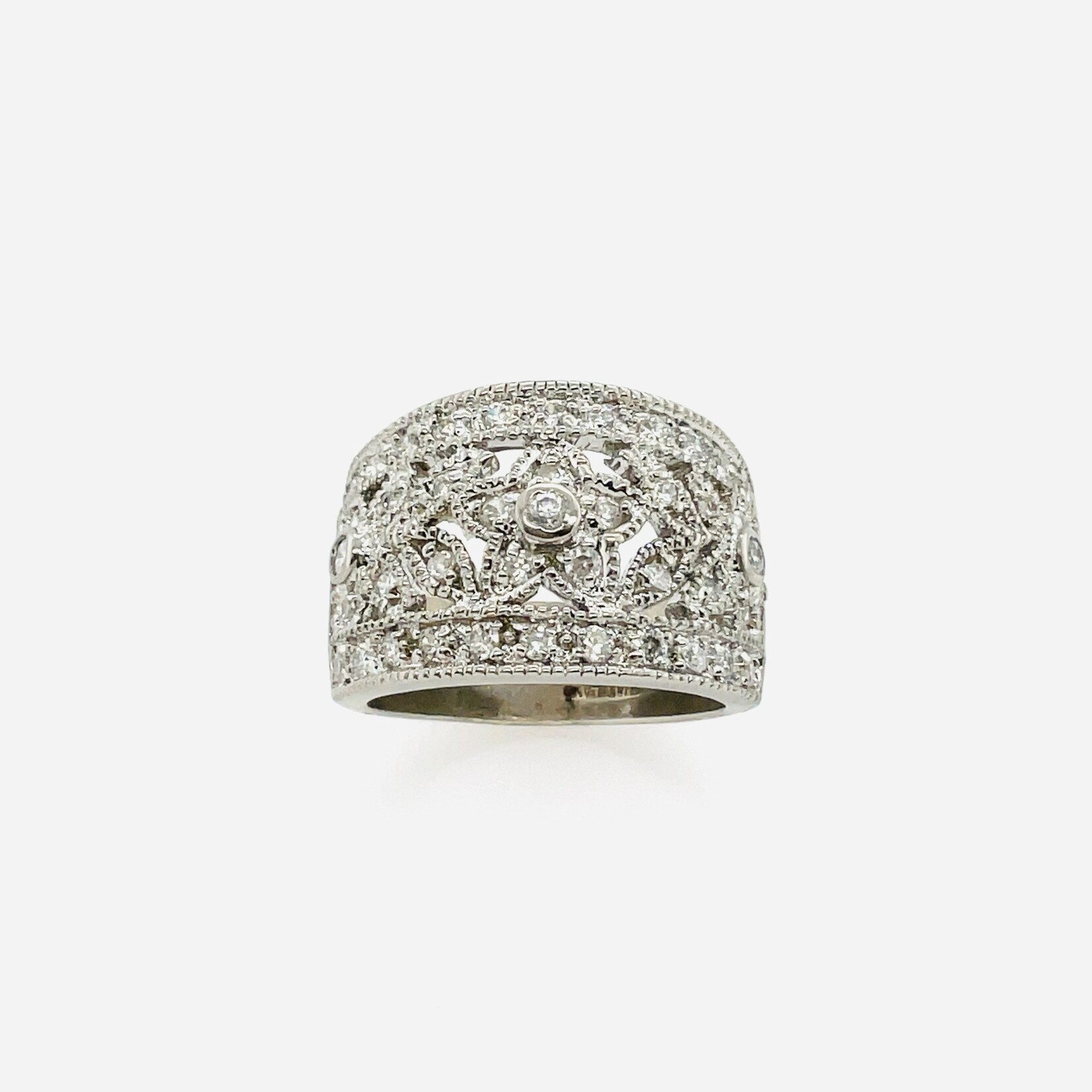 Ladies Cubic Zirconia Fashion Ring / Silver Size 7