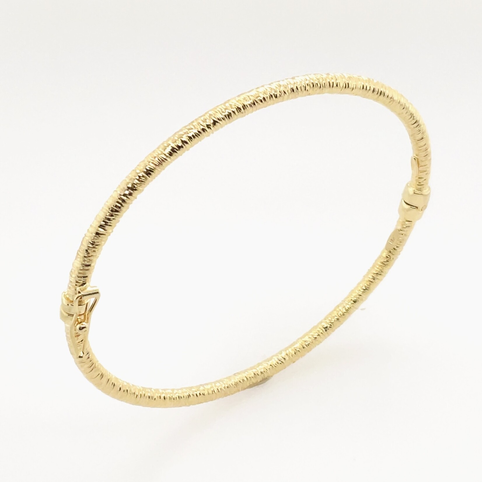 14KY Bangle Bracelet