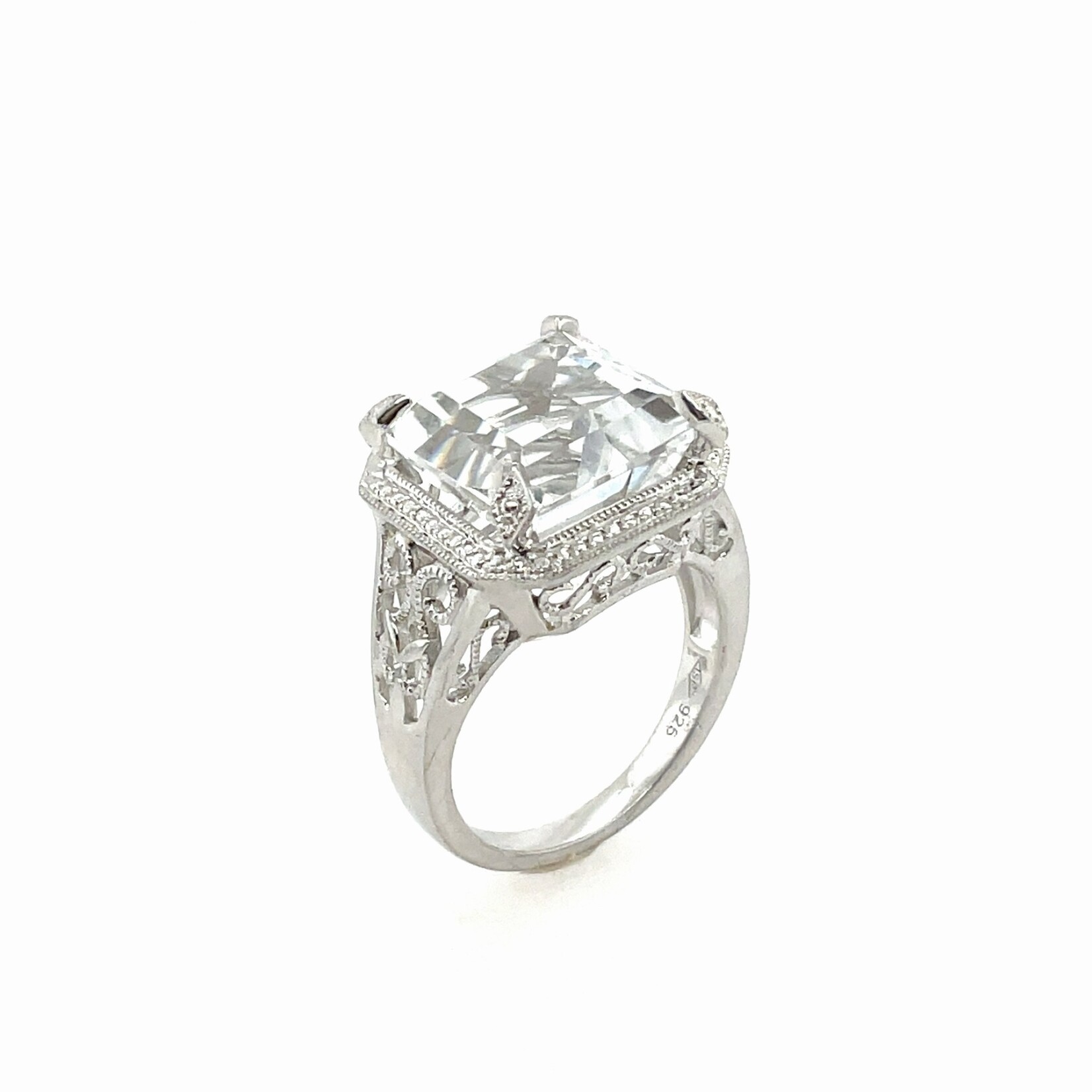 Cubic Zirconia Ring / Silver/2.5mm/7.3 Gr Size 7
