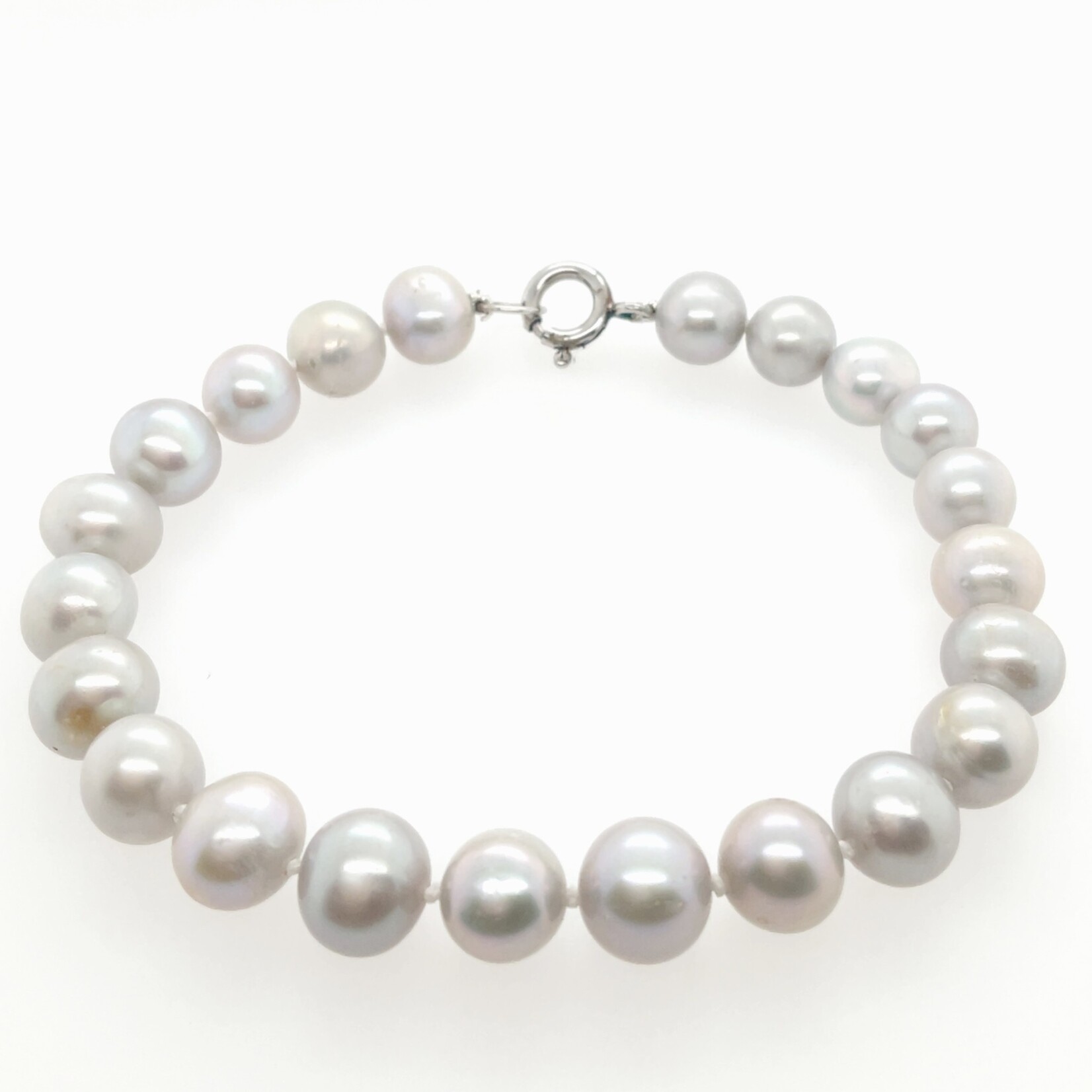 Ladies Gray Tone Pearl Bracelet/ Silver Clasp 8"