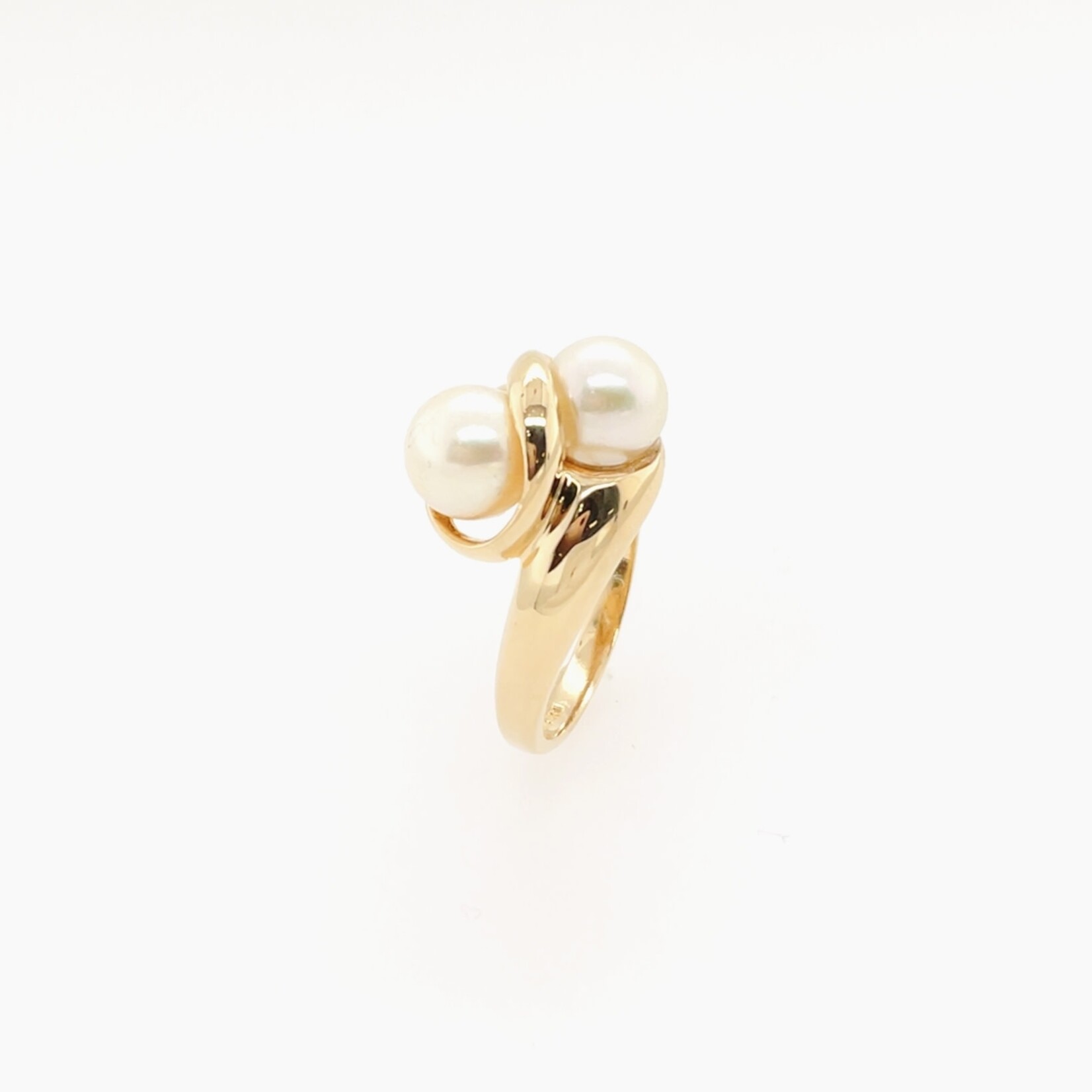 14K YG Ladies Pearl Ring Size 7