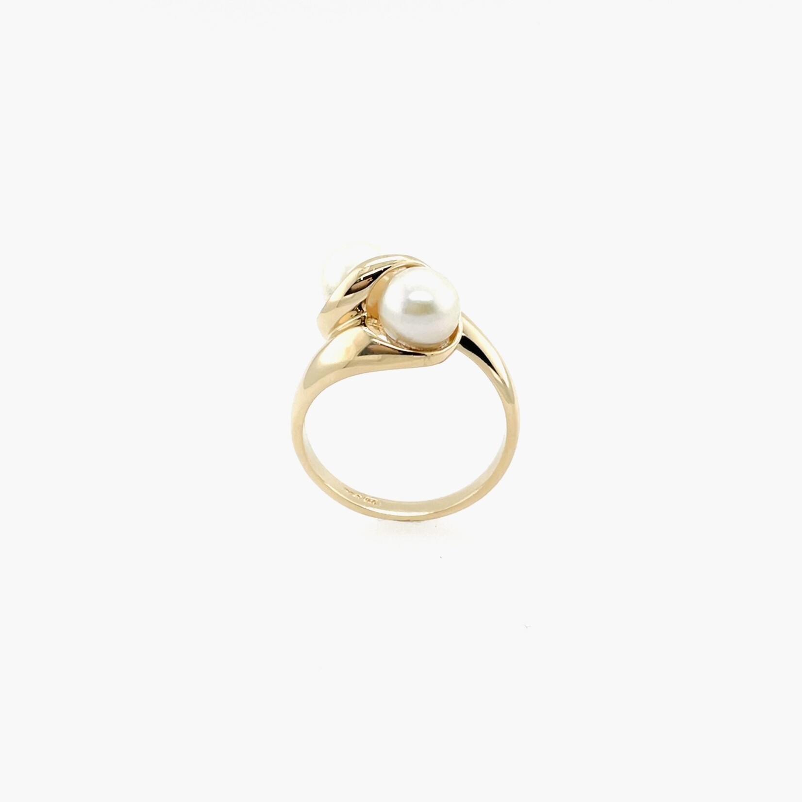14K YG Ladies Pearl Ring Size 7