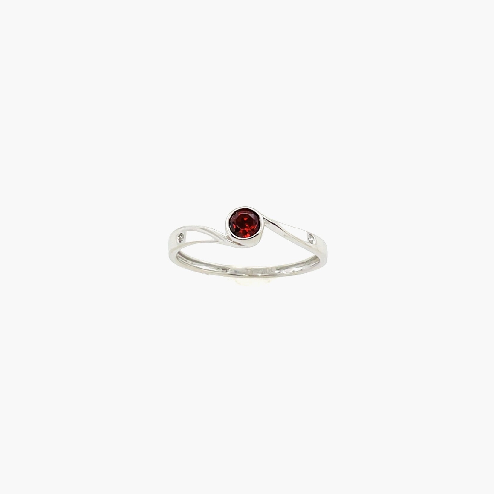 10K Ladies Diamond Garnet Ring Size 7