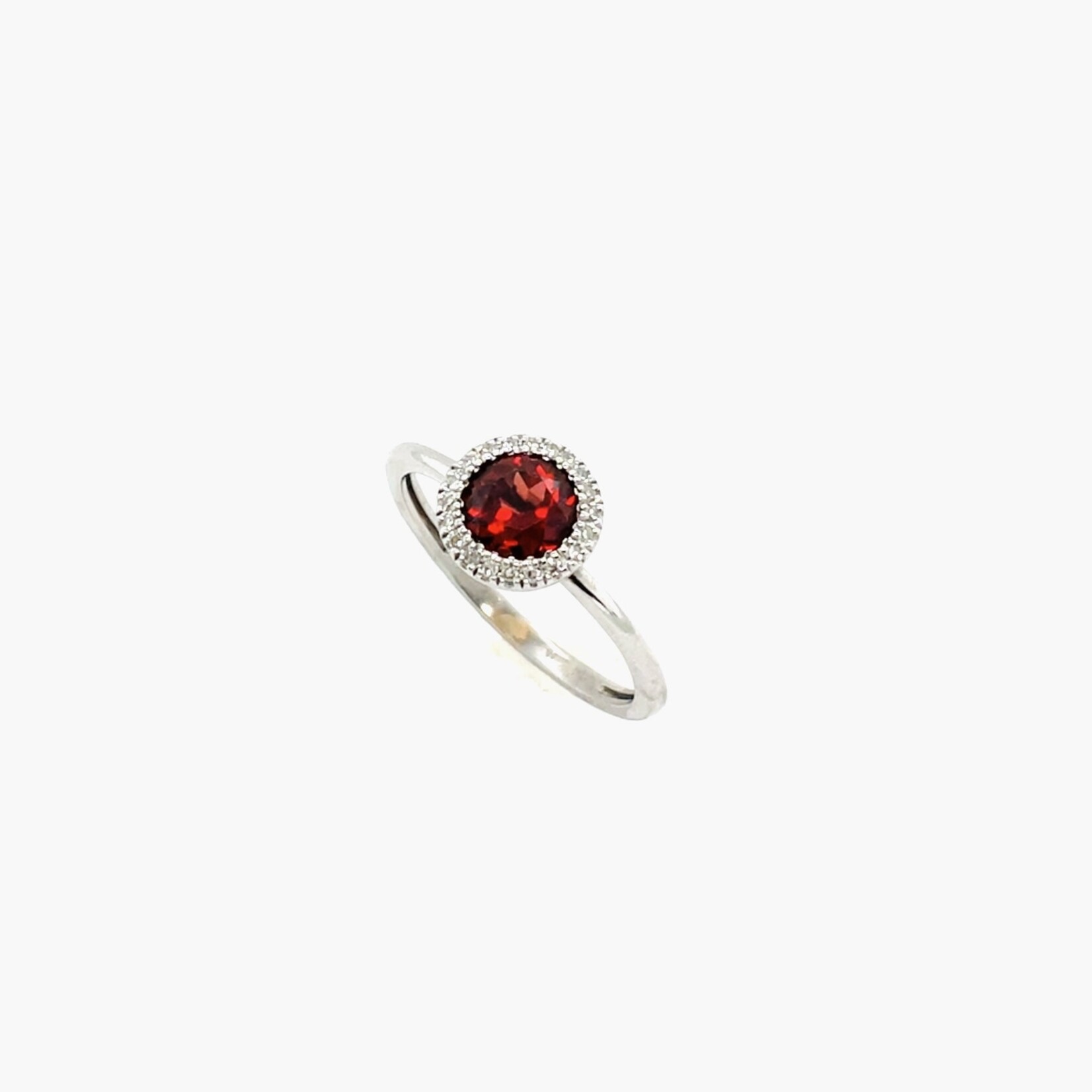 14K White Gold Ladies Garnet Ring Size 5