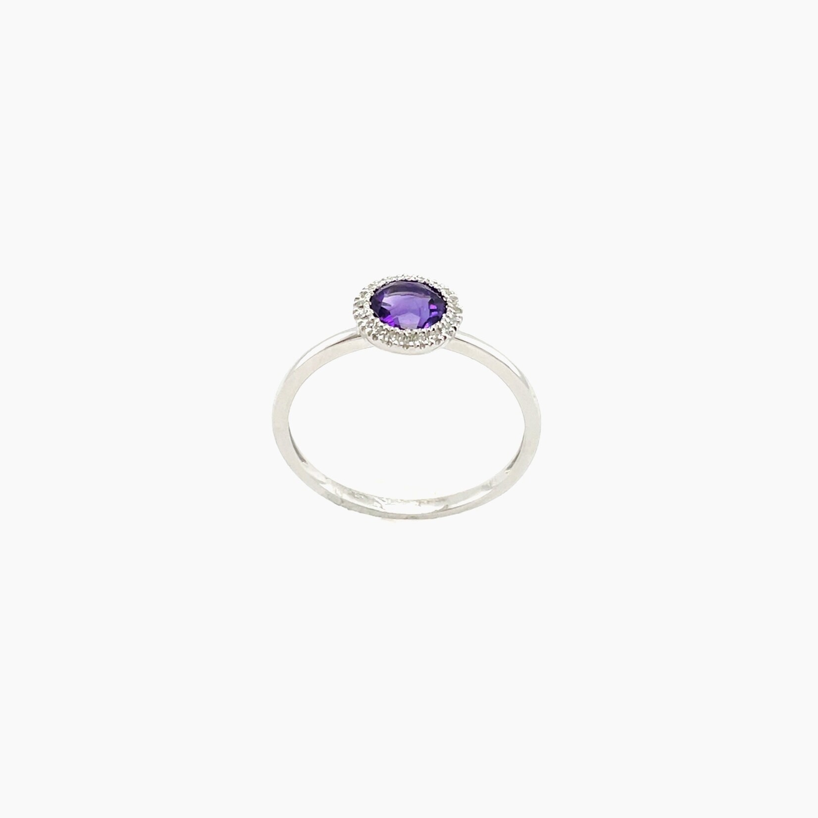 14K Ladies Amethyst Ring  Size 7