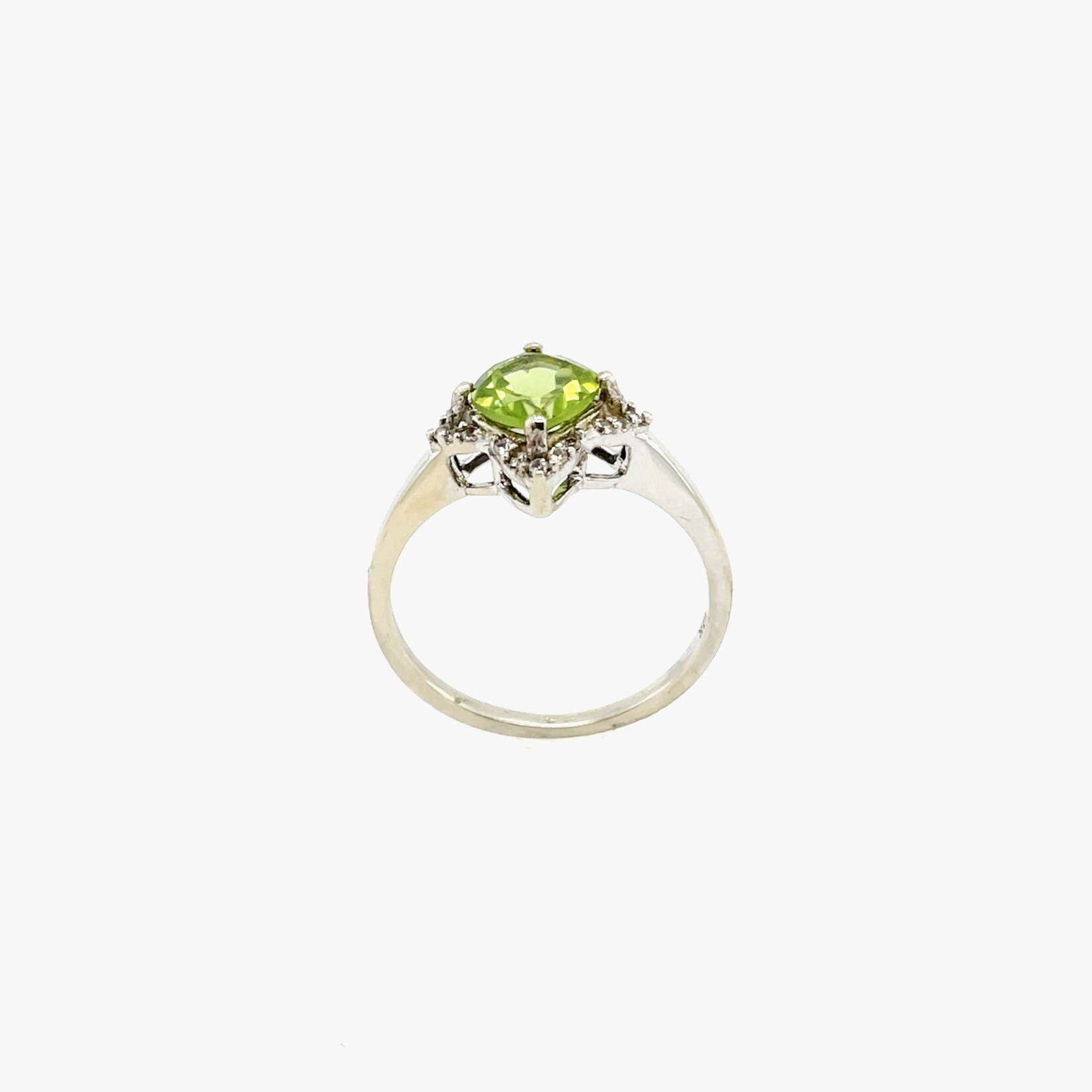 10K Ladies Peridot Ring Size 7.25