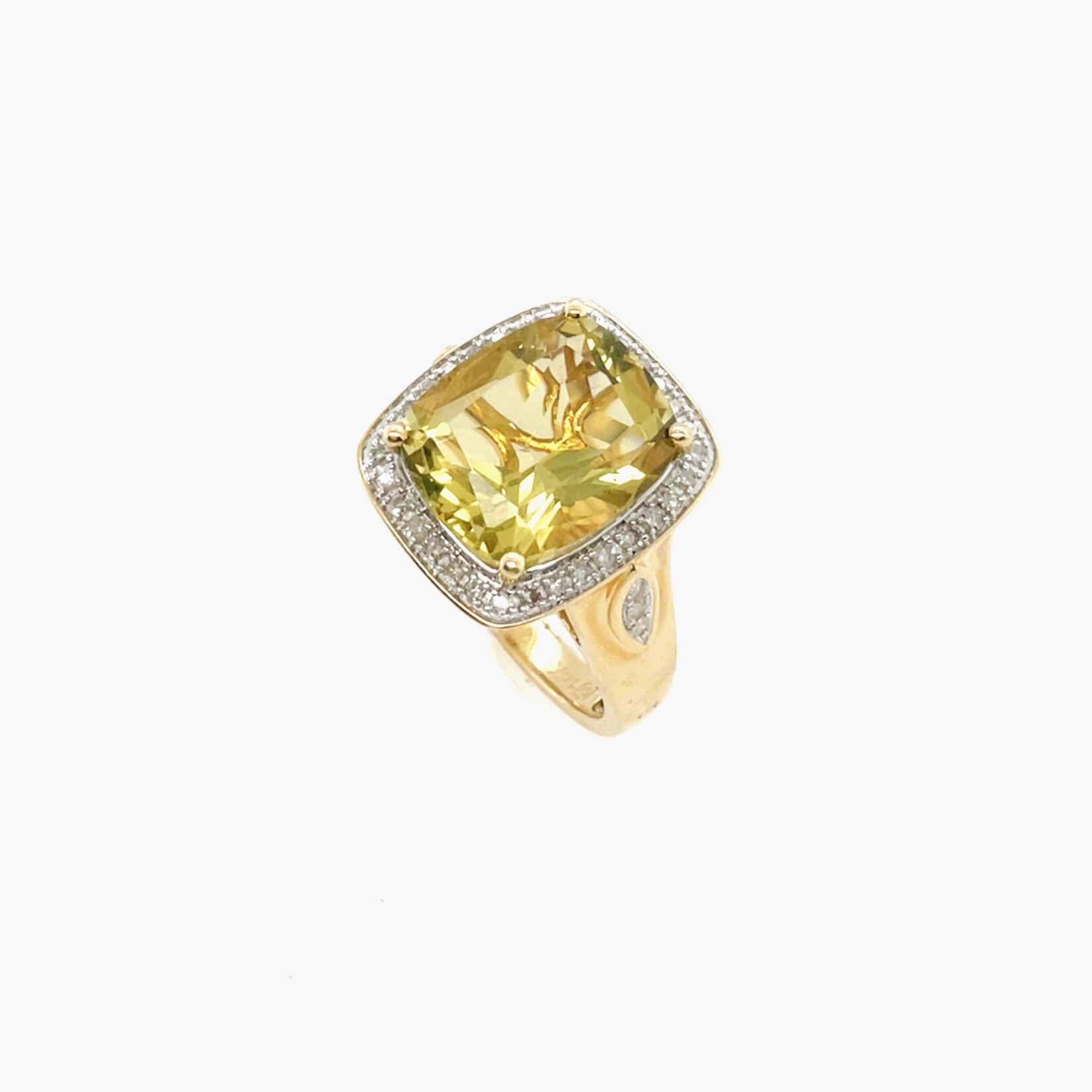 14 Kt Y G Ladies Garnet Ring .30 Ctw #6.5