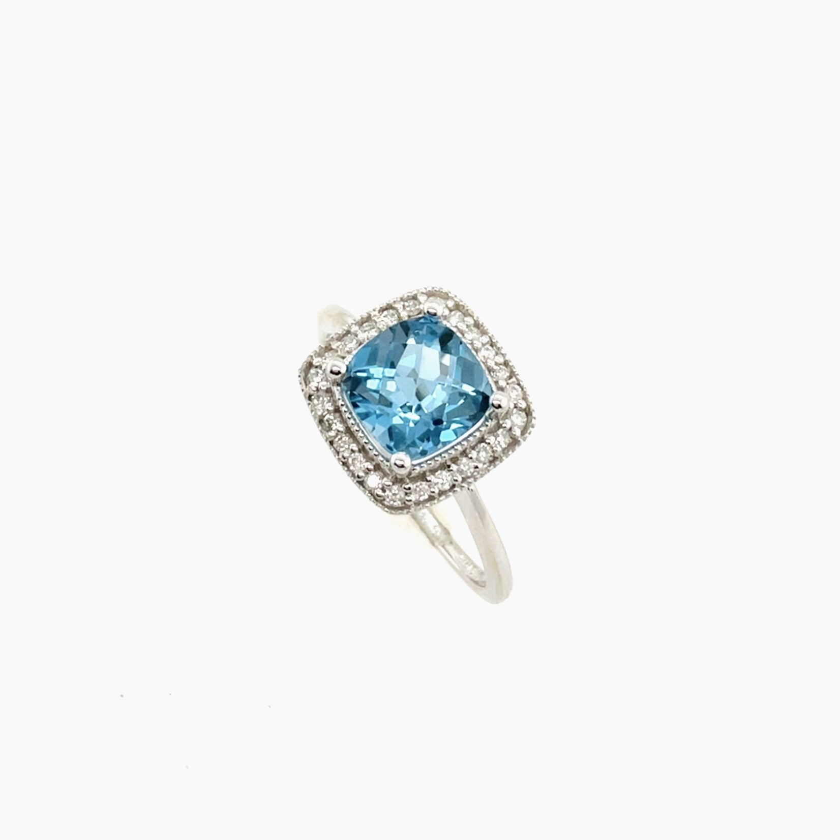 10K Ladies Blue Topaz  Ring Size 6.5