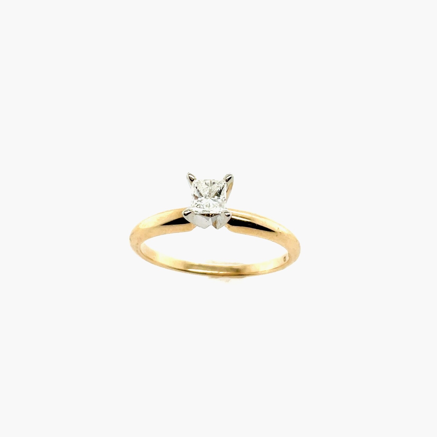 10 Kt Yellow Gold  Ladies Diamond Engagement Ring 0.3 Ctw Size 7