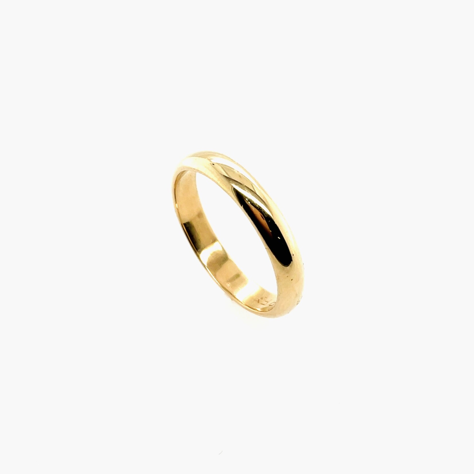 14 Kt YG Wedding Band Ring  Size 6.5
