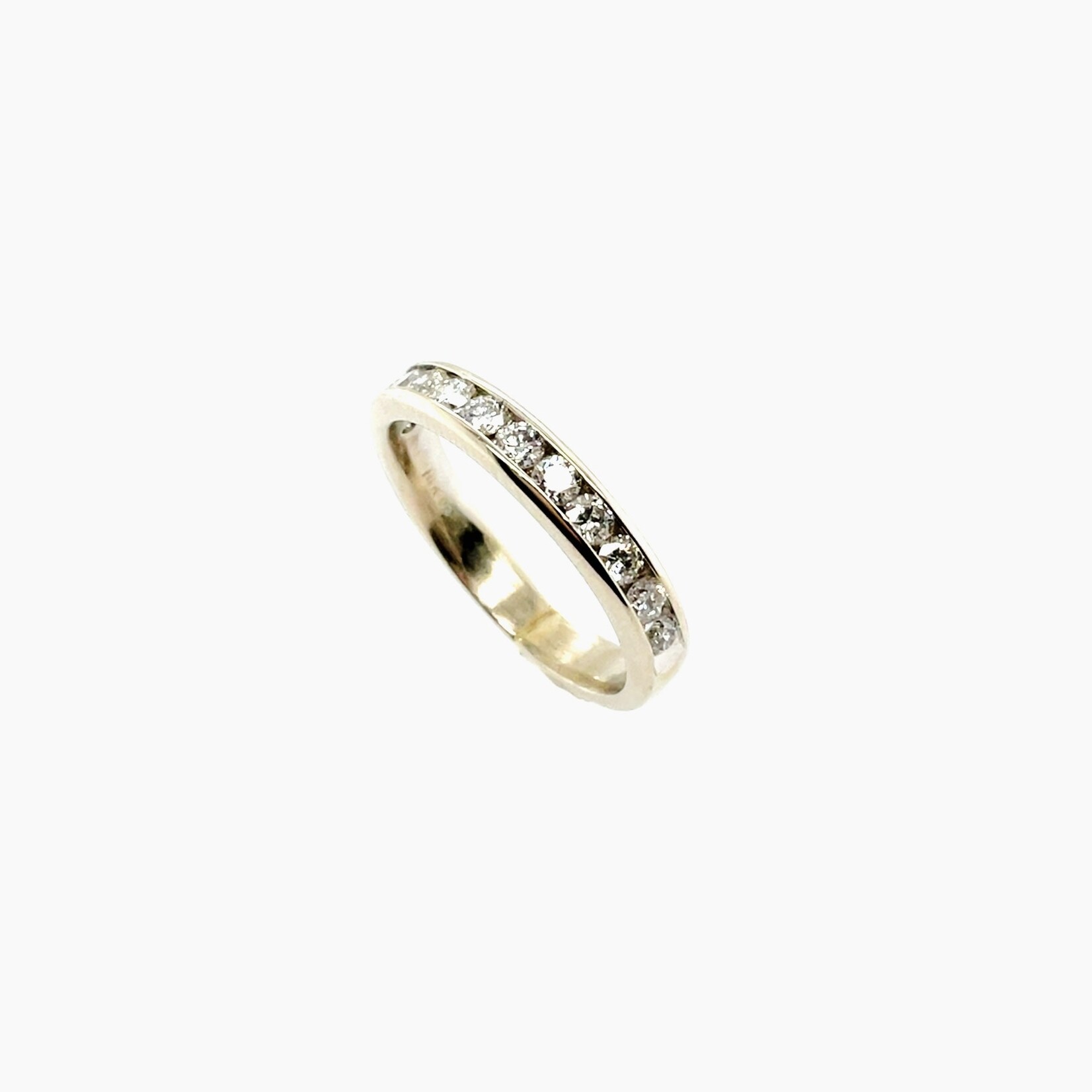 14K Ladies Diamond Wedding Band Size 5