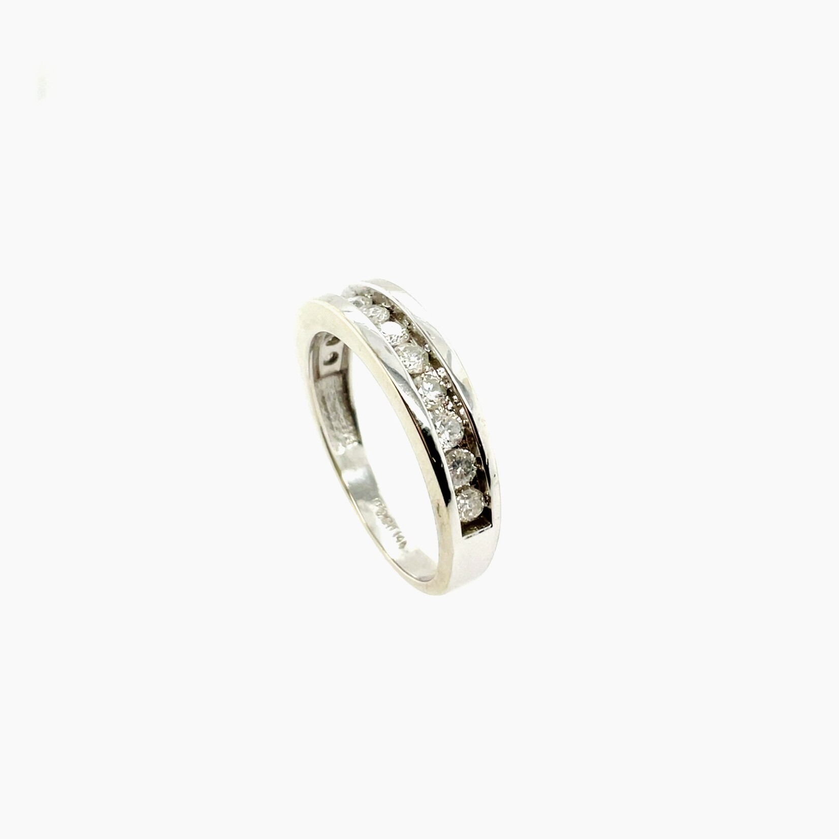 14K SI-1 Diamond Wedding Band Size 6.5