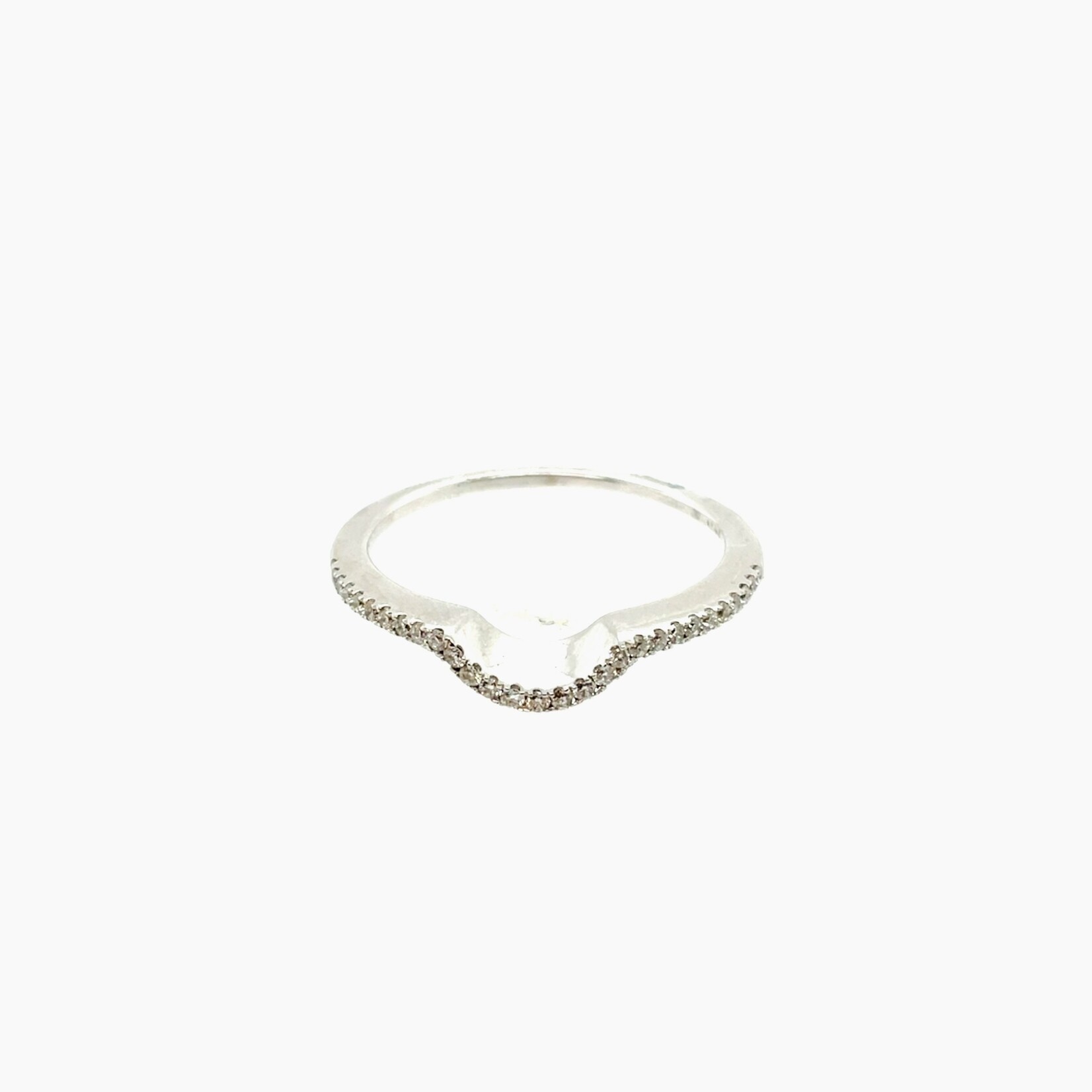 14K Round Diamond band Size 6