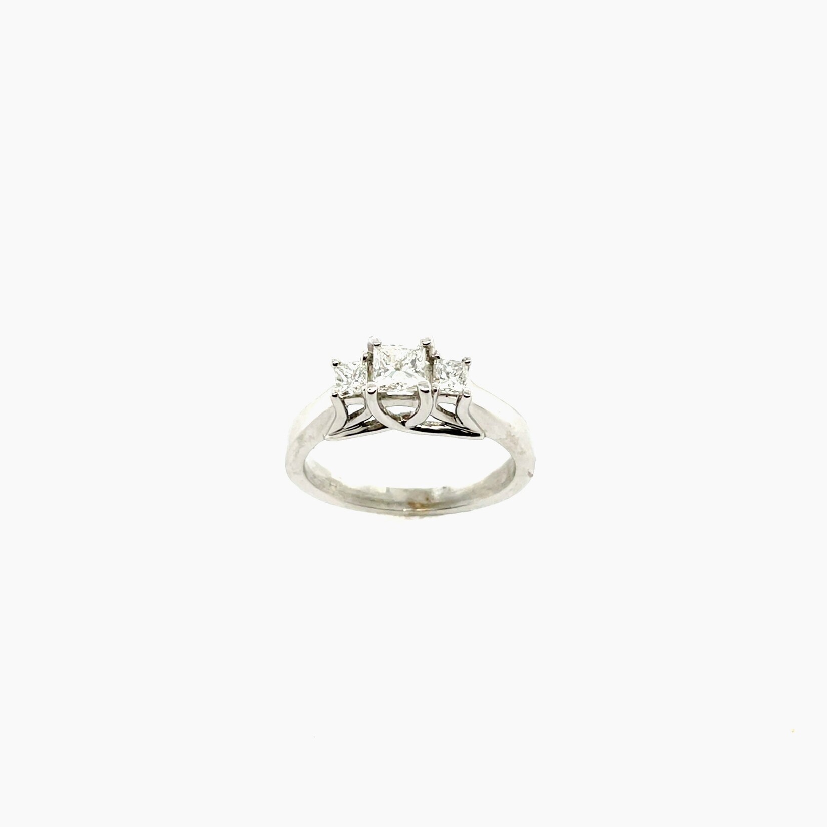 Millenia 14K 3 Princess Diamond Ring Size 5.5