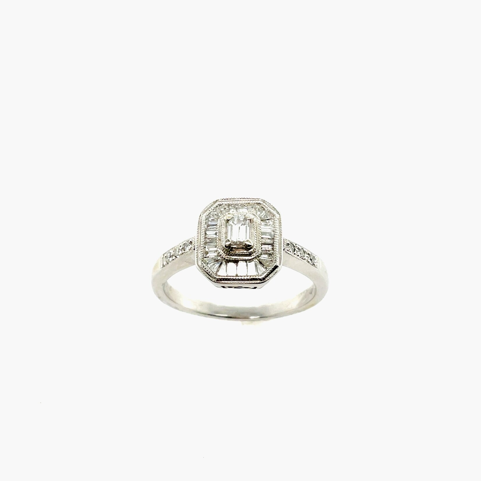 14K White Gold Cluster Ring Size 8