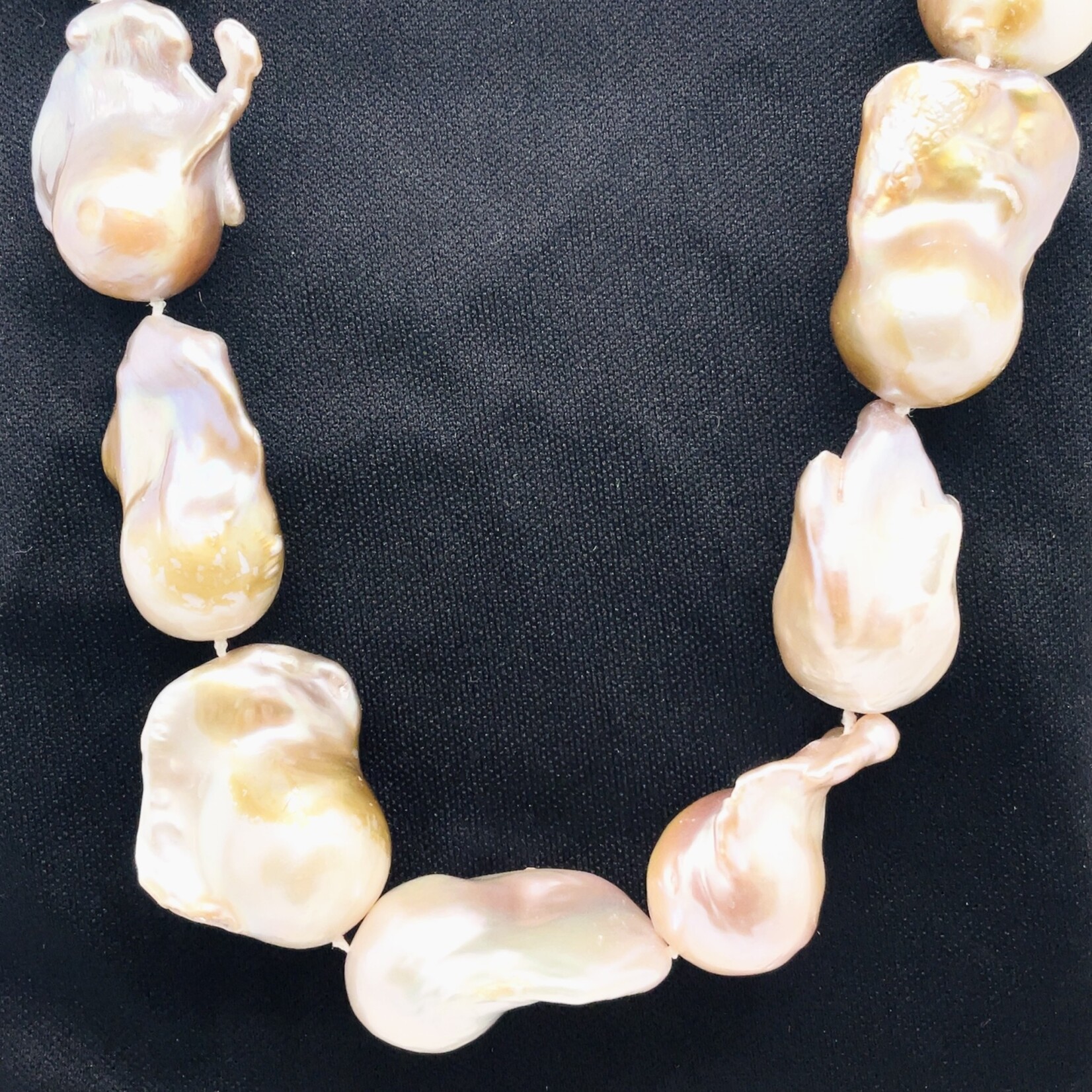 18" Rose Baroque Pearl Necklace