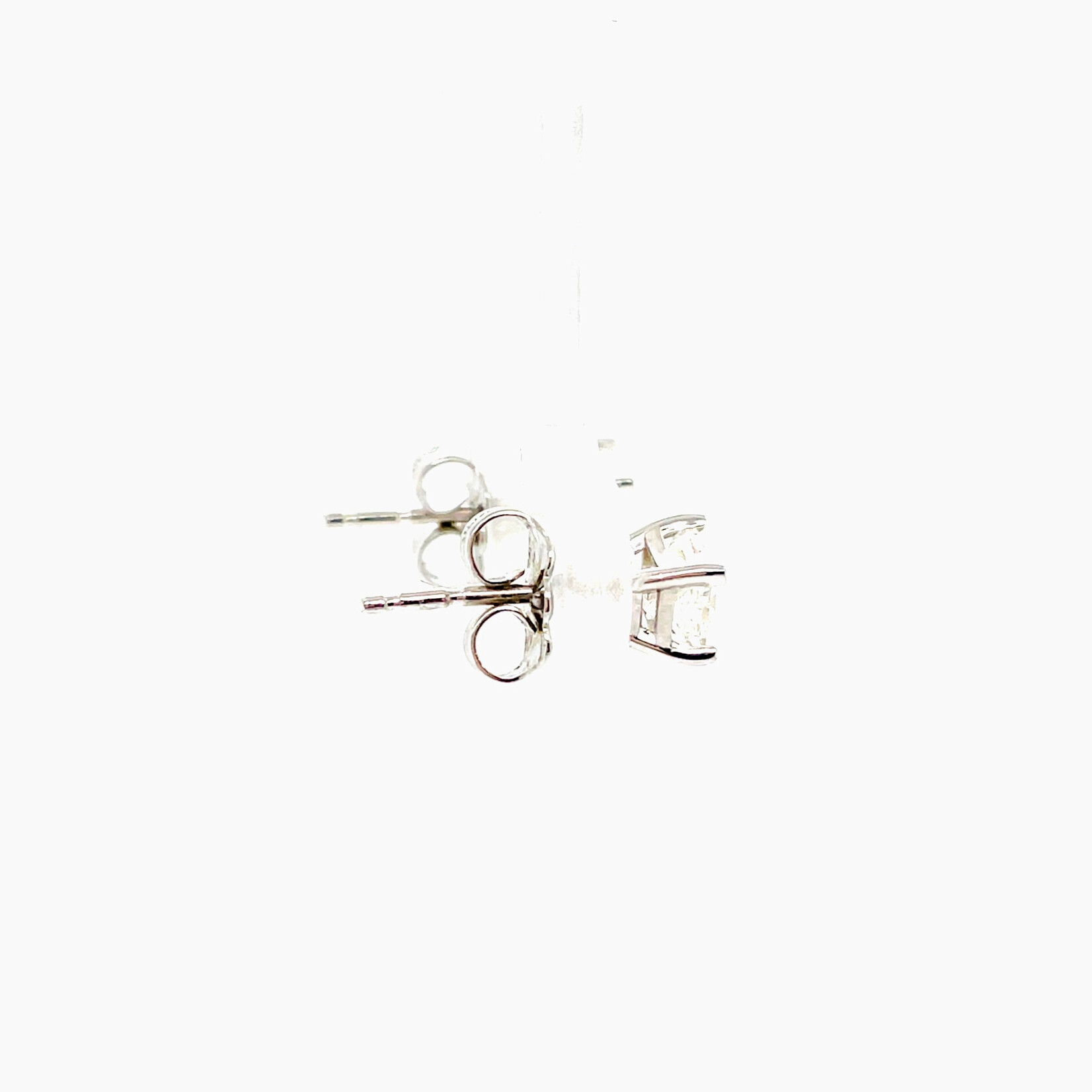 14 Kt Ladies Diamond Earrings .75 Ctw