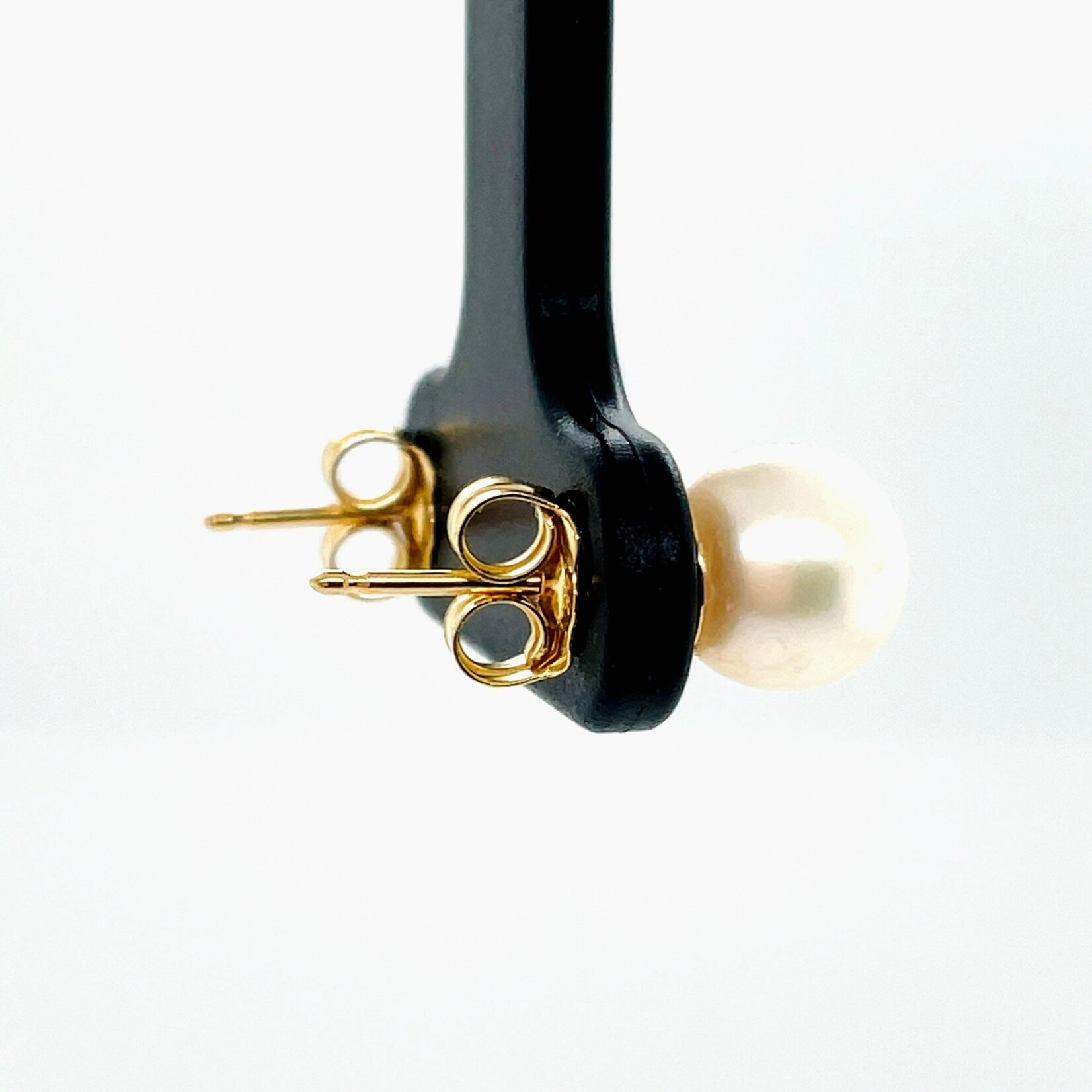 14KT YG 6.5mm Akoya Pearl Earrings