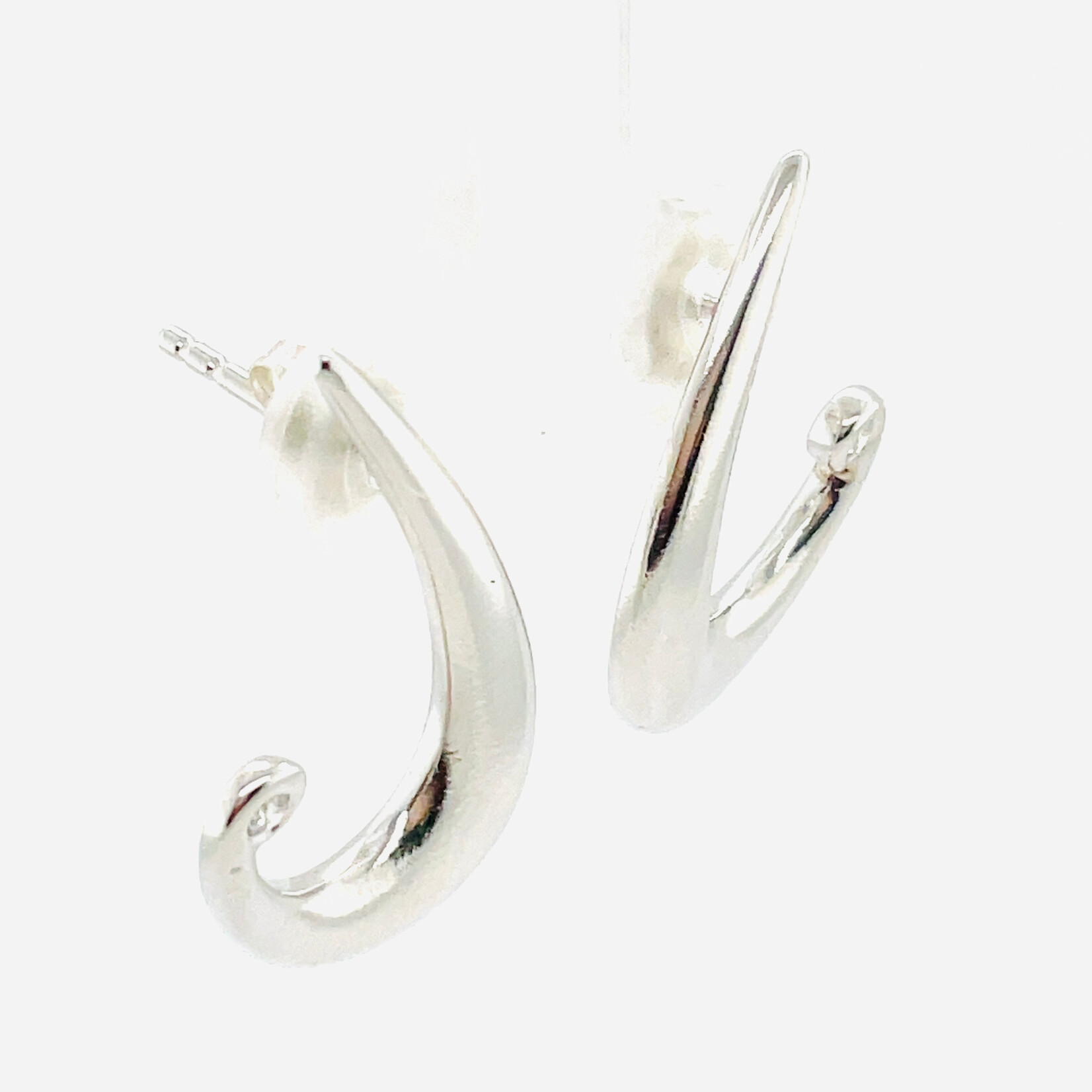 Sterling Silver Vintage Elodie Earrings, Diamond .04