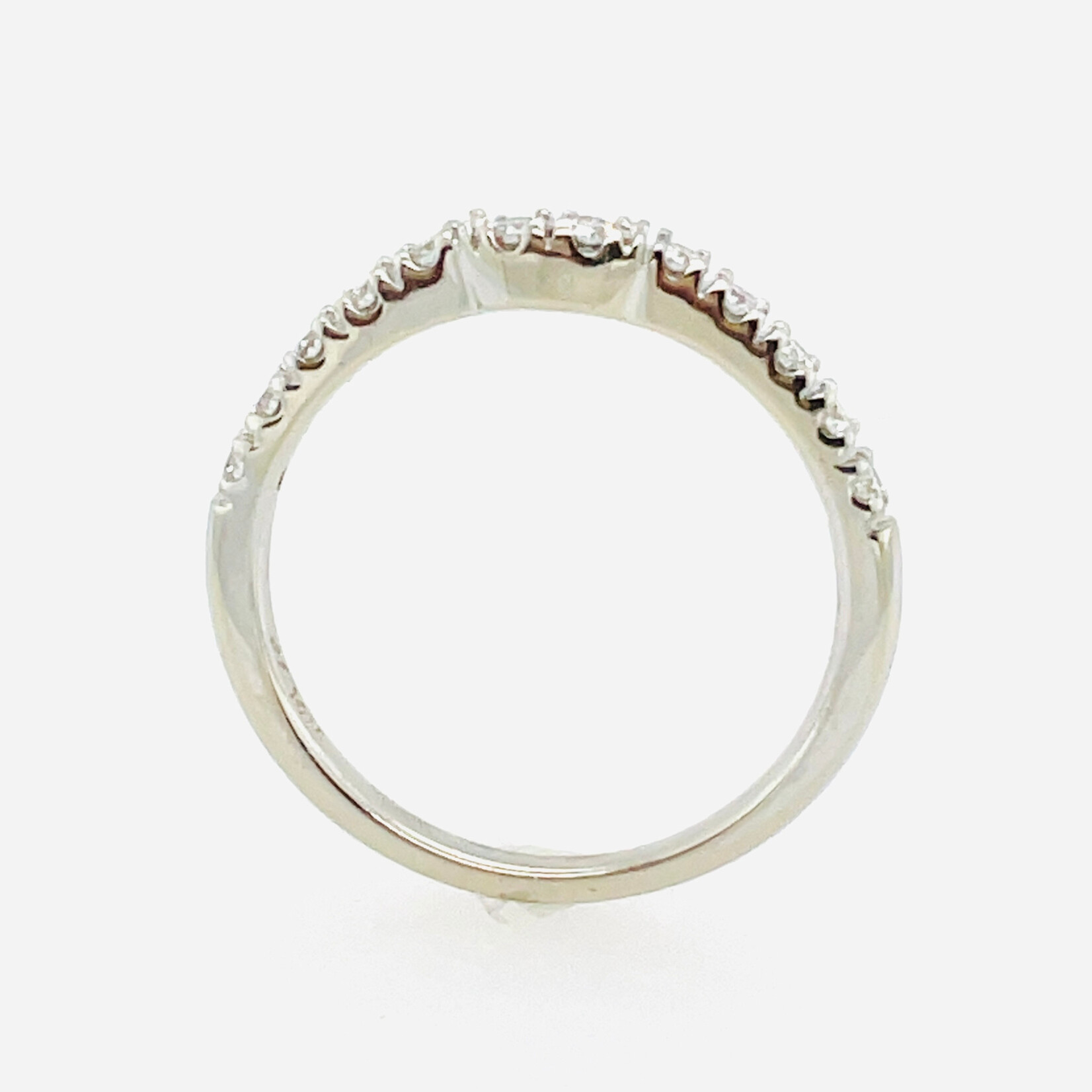 14Kt White Gold Diamond Ring
