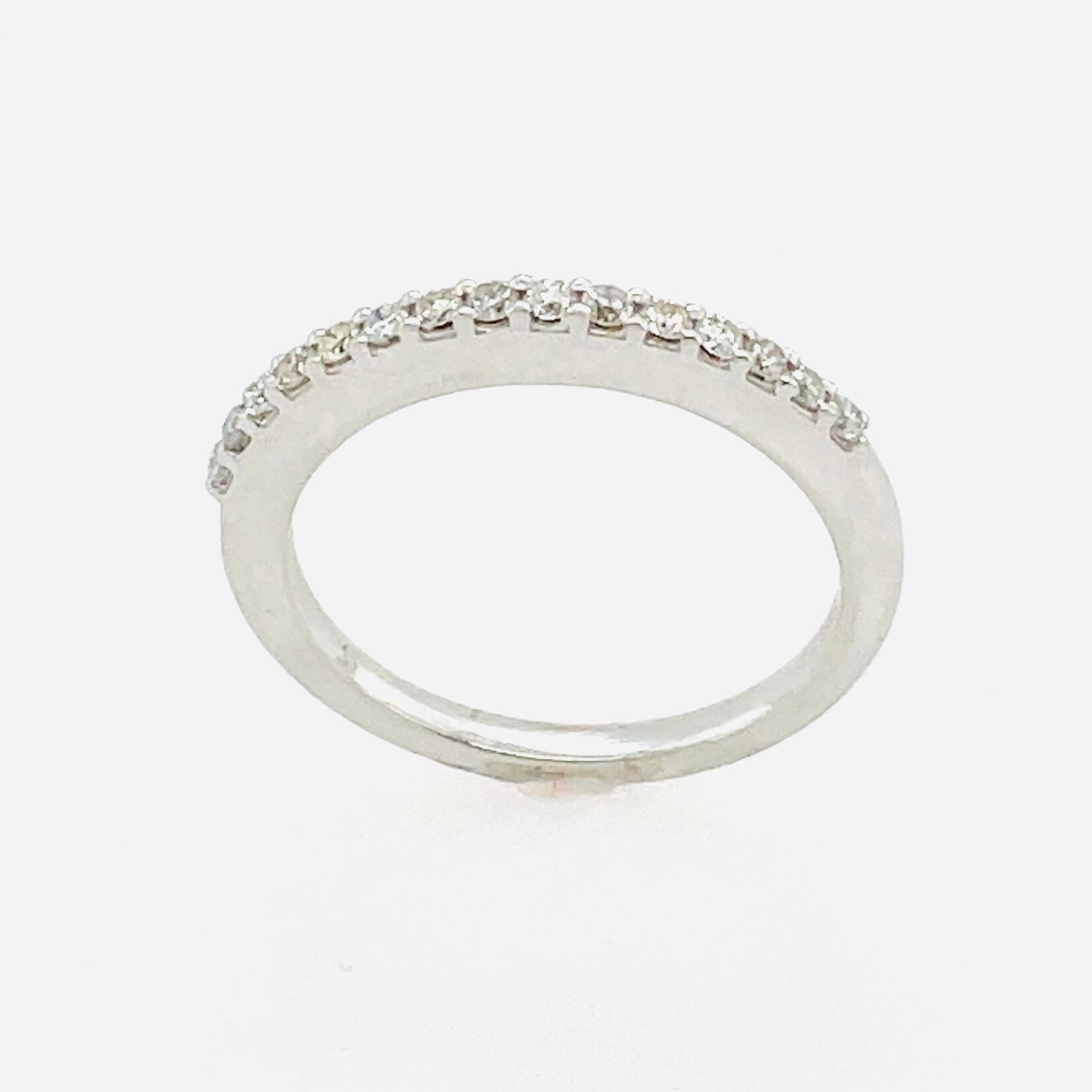 14Kt White Gold Diamond Ring