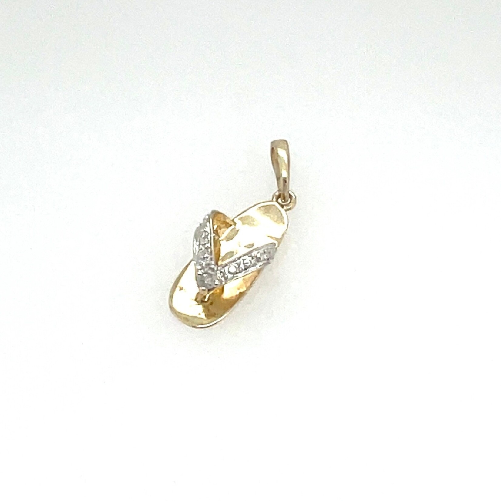 10Kt YG Diamond Flip Flop Pendant 0.025 Ctw