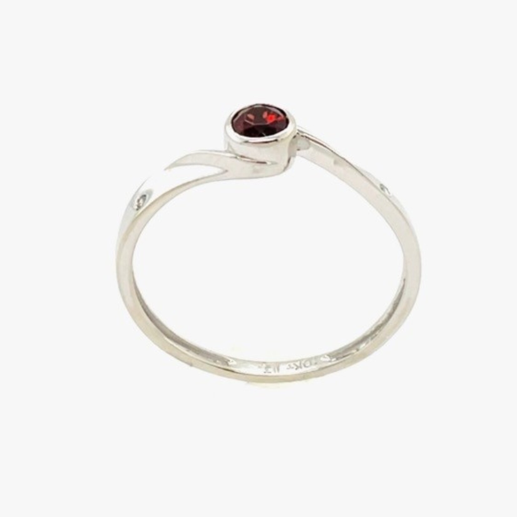 10K Ladies Diamond Garnet Ring Size 7