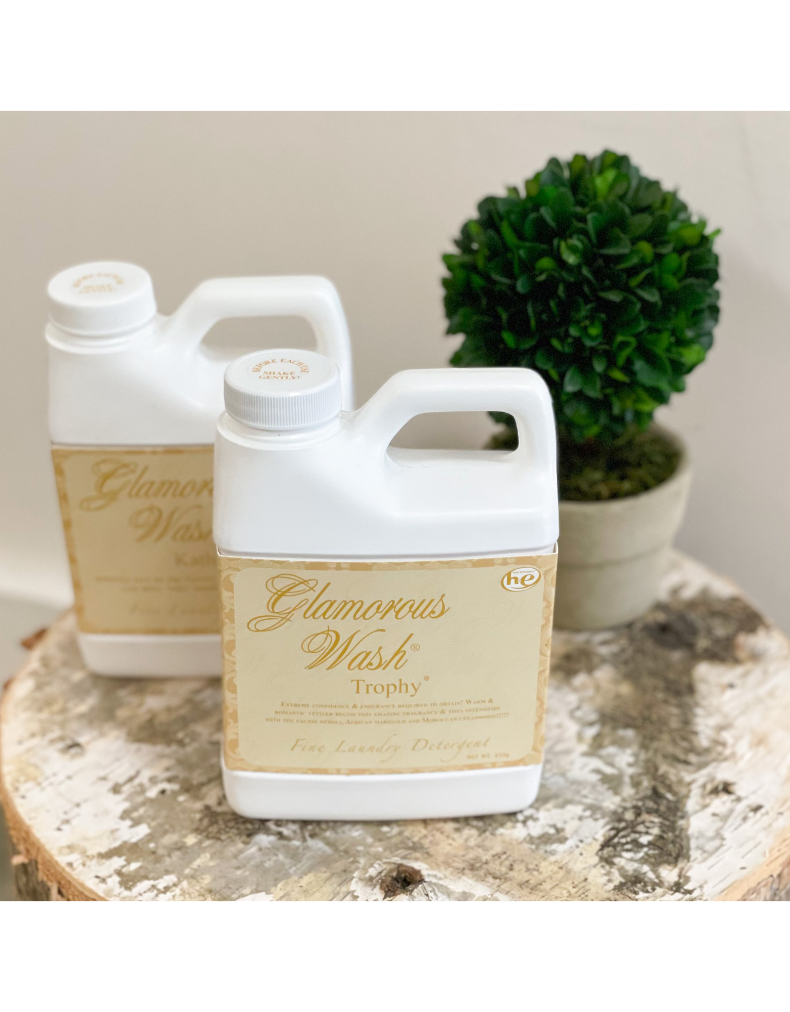 Glamorous Wash 16 oz Diva Monograms Plus Cullman