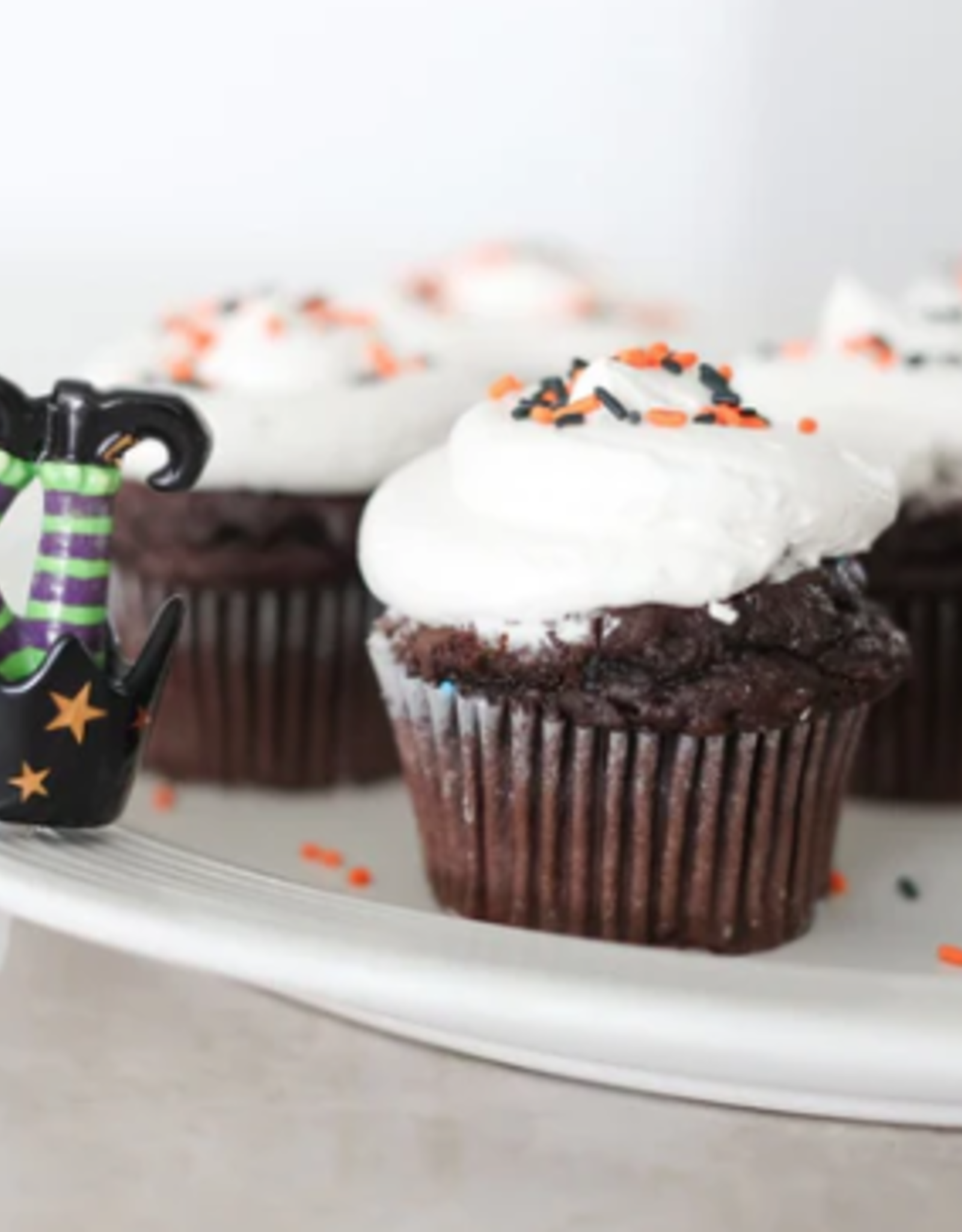 Mini What's Up Witches?