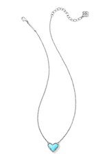 ARI HEART SHORT PENDANT NECKLACE