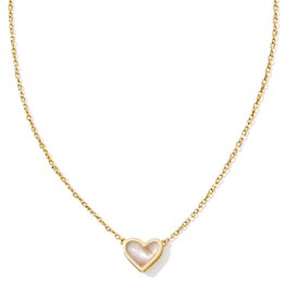Framed Ari Heart Gold Short Pendant Necklace