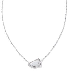 Cheer Short Pendant Necklace