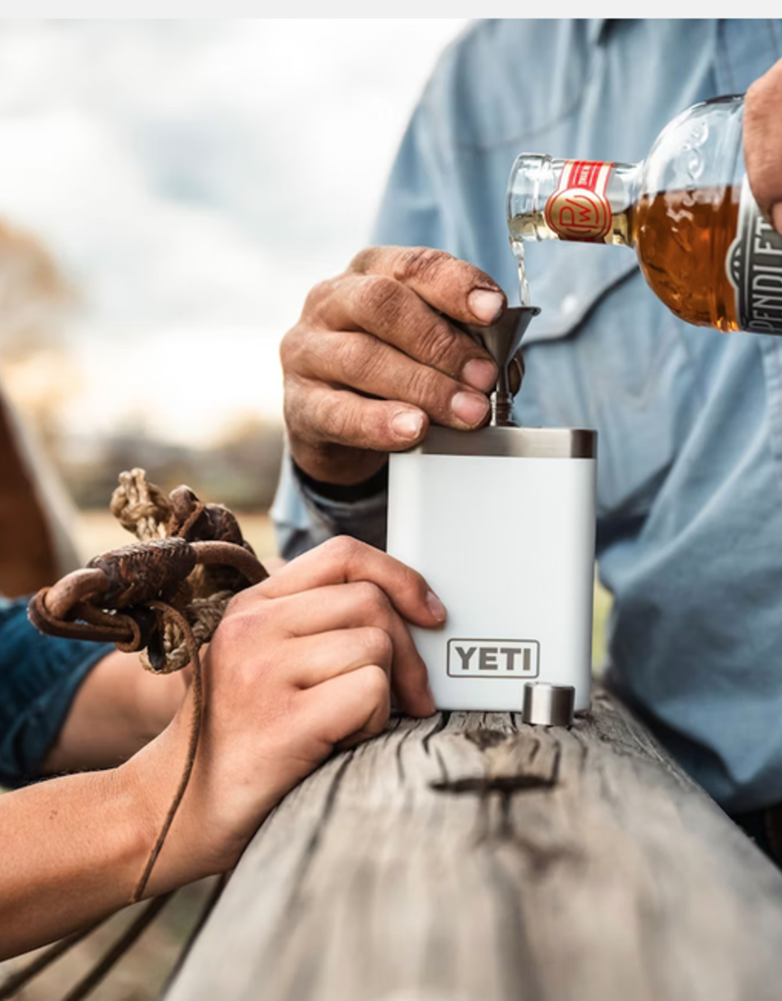 Yeti Flask Navy