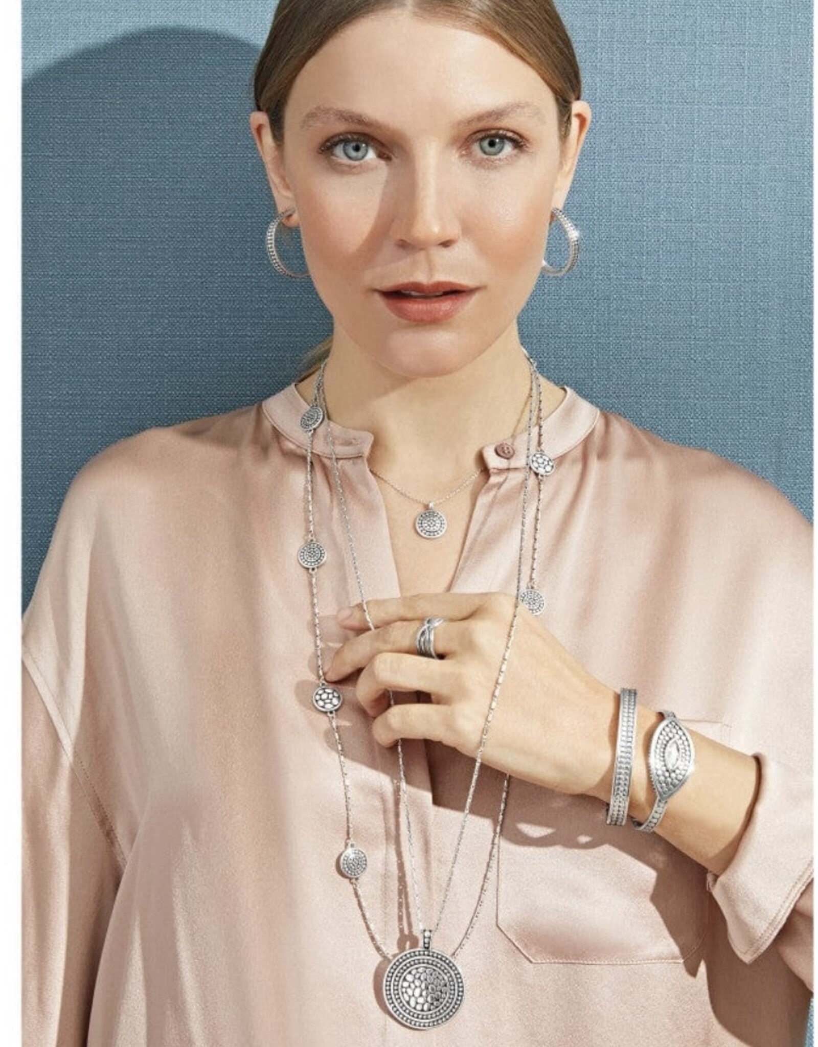 Pebble Round Hinge Bangle