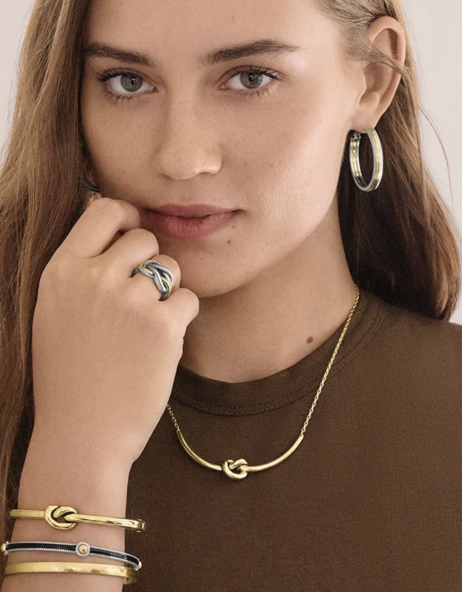 Interlok Single Knot Hinged Bangle Gold OS