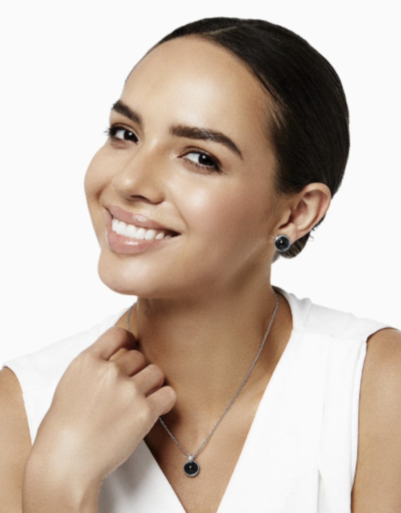Pebble Dot Onyx Short Necklace