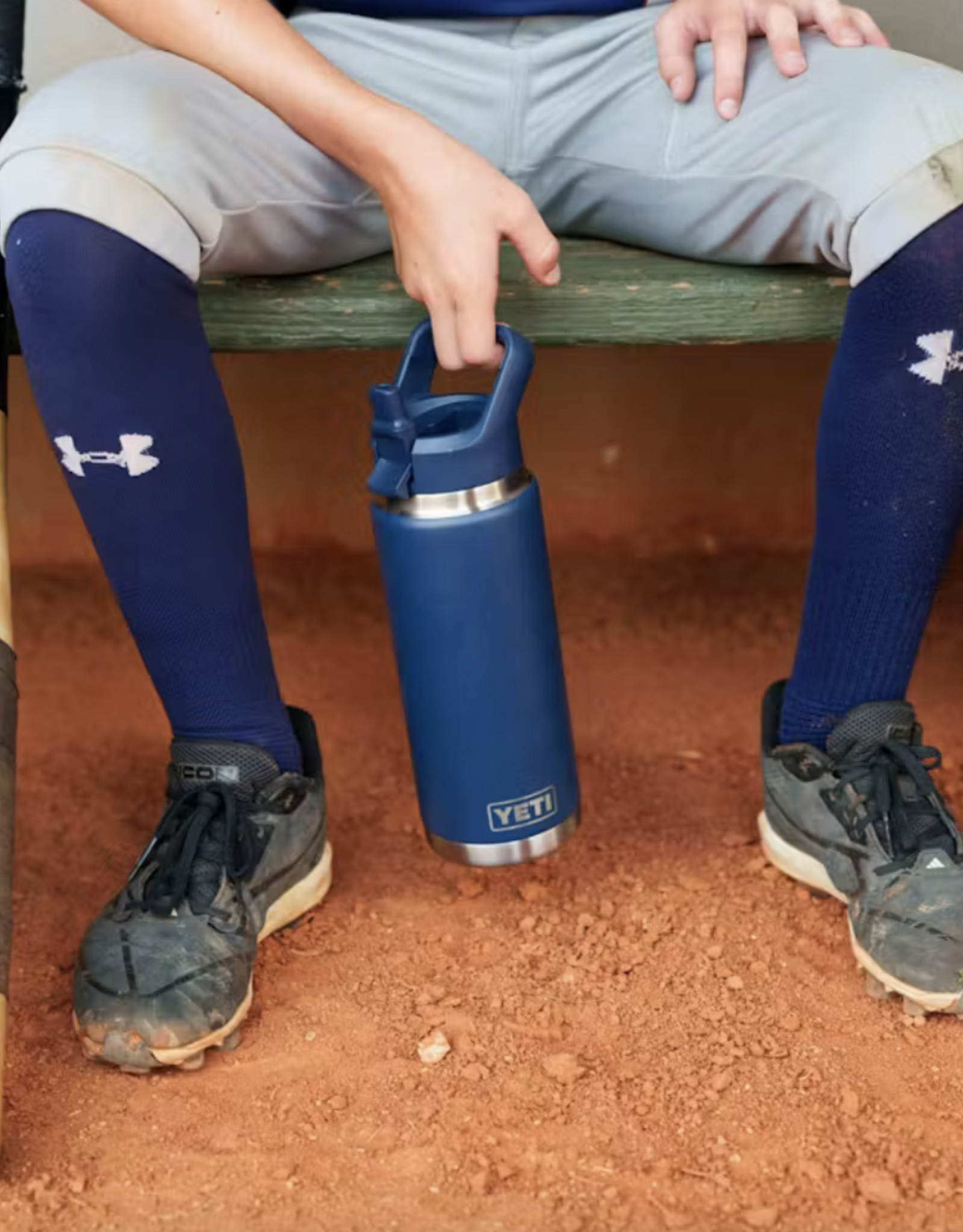 Rambler 26oz Straw Bottle Venom