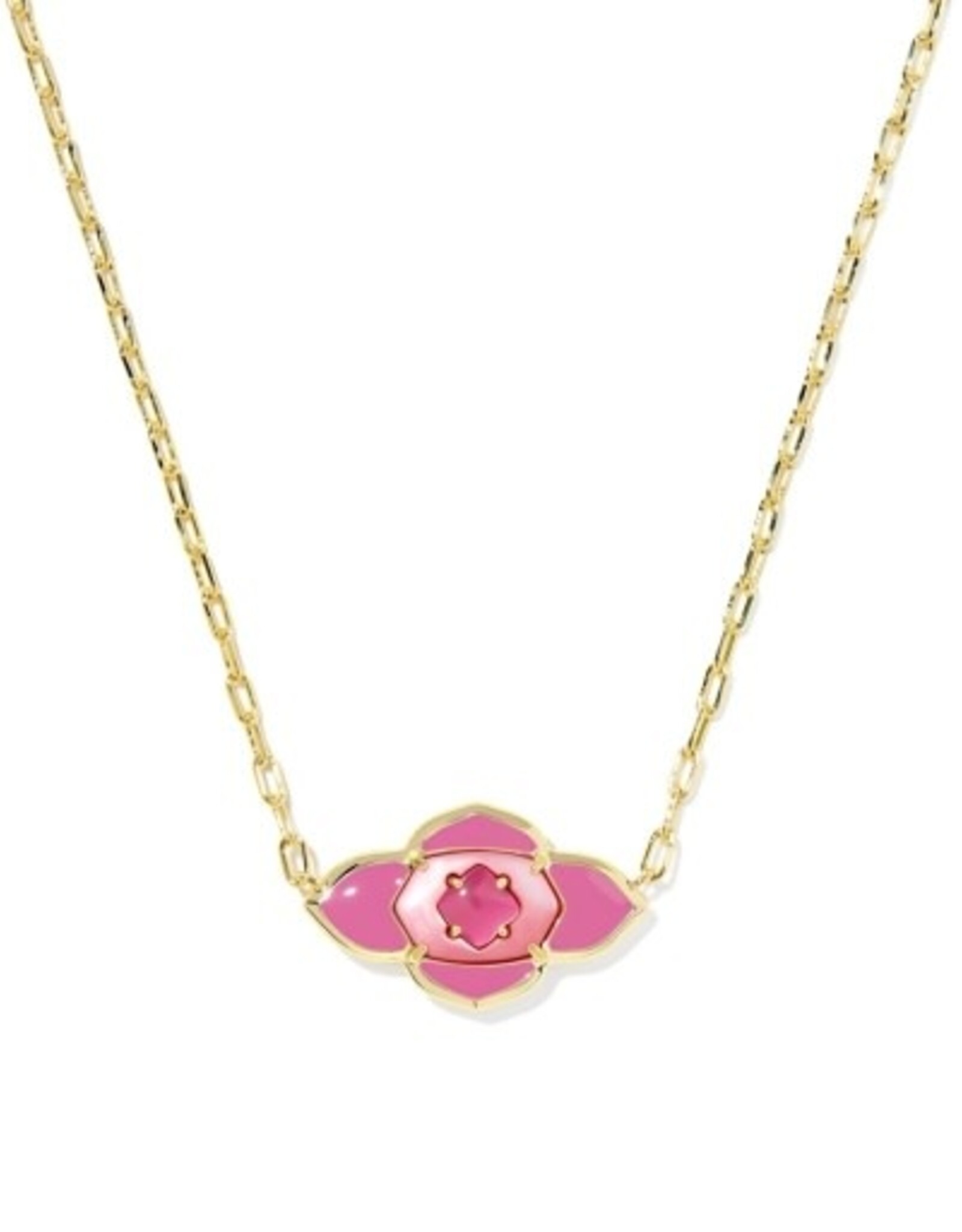ABBIE MEDALLION SHORT PENDANT NECKLACE