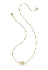 ABBIE MEDALLION SHORT PENDANT NECKLACE