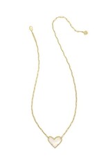 ARI HEART STATEMENT SHORT PENDANT NECKLACE