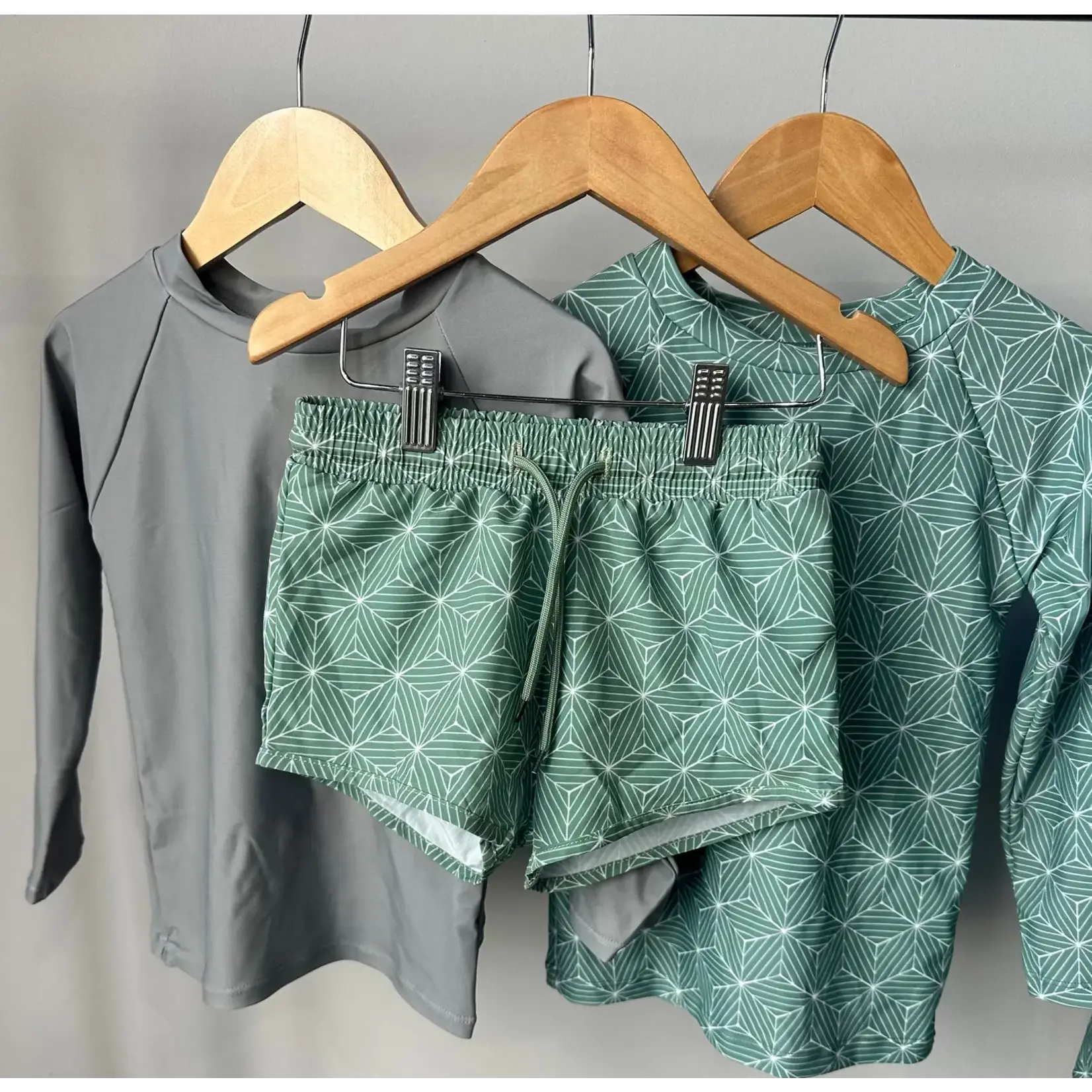 Current Tyed Current Tyed - Henry Trunks