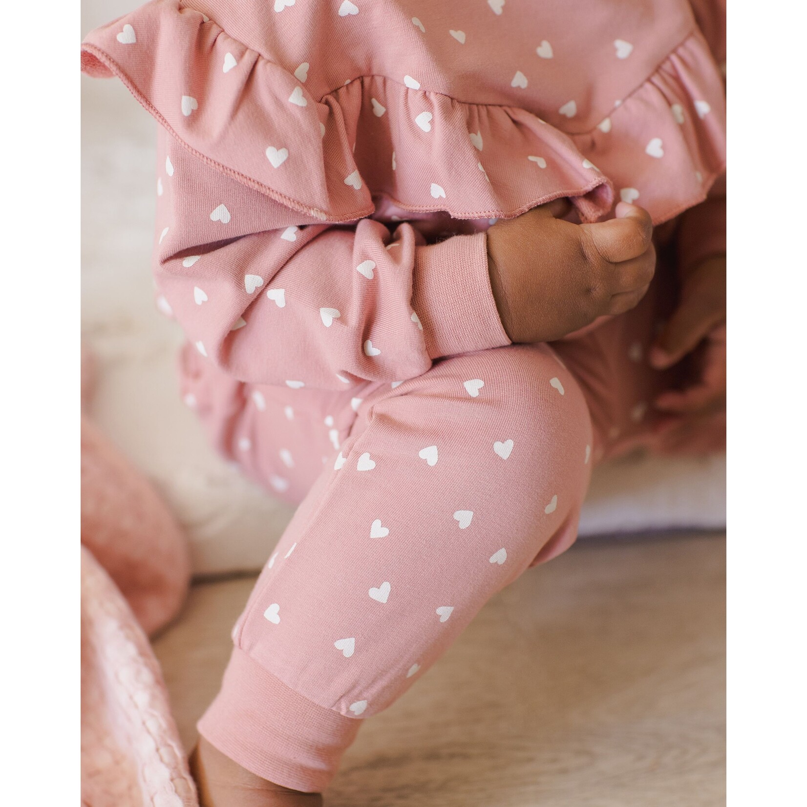 Quincy Mae Quincy Mae - Relaxed Sweatpant | Lipstick Hearts