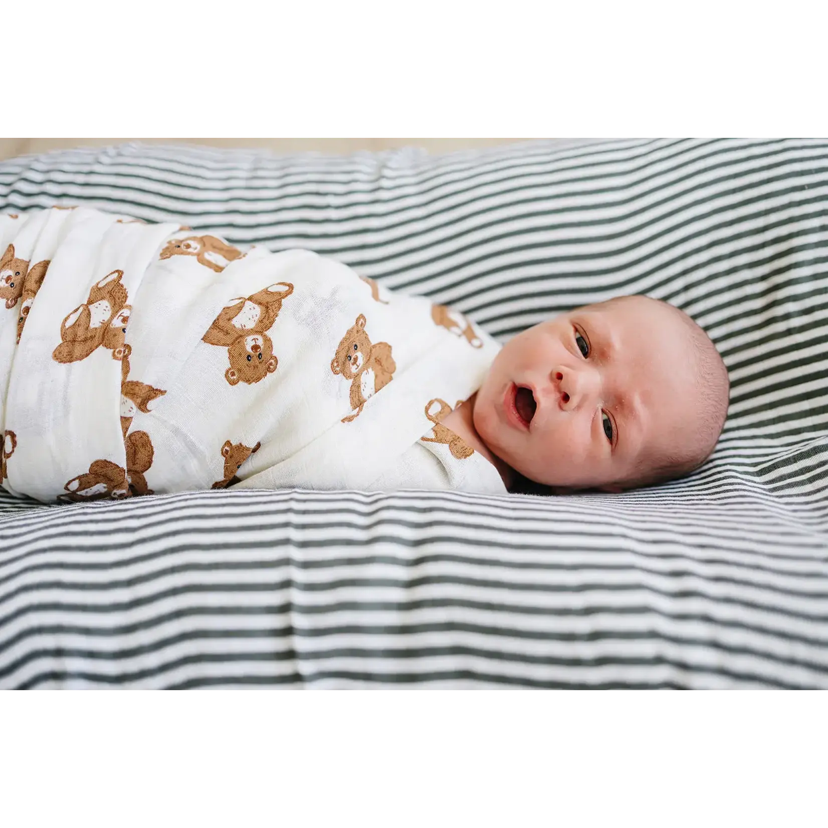 Mebie Baby Mebie Baby - Teddy Bear  Muslin Swaddle