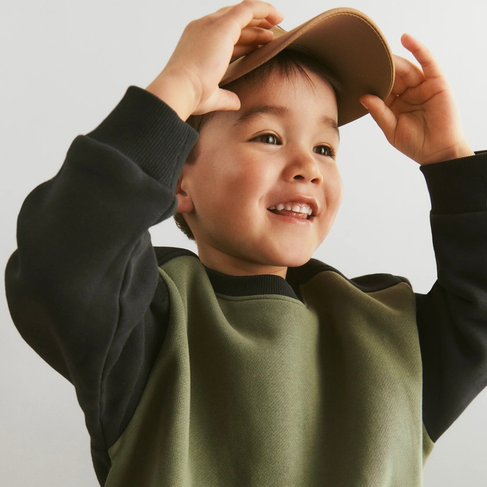 Wheat Wheat - L/S Elliis Block Sweatshirt