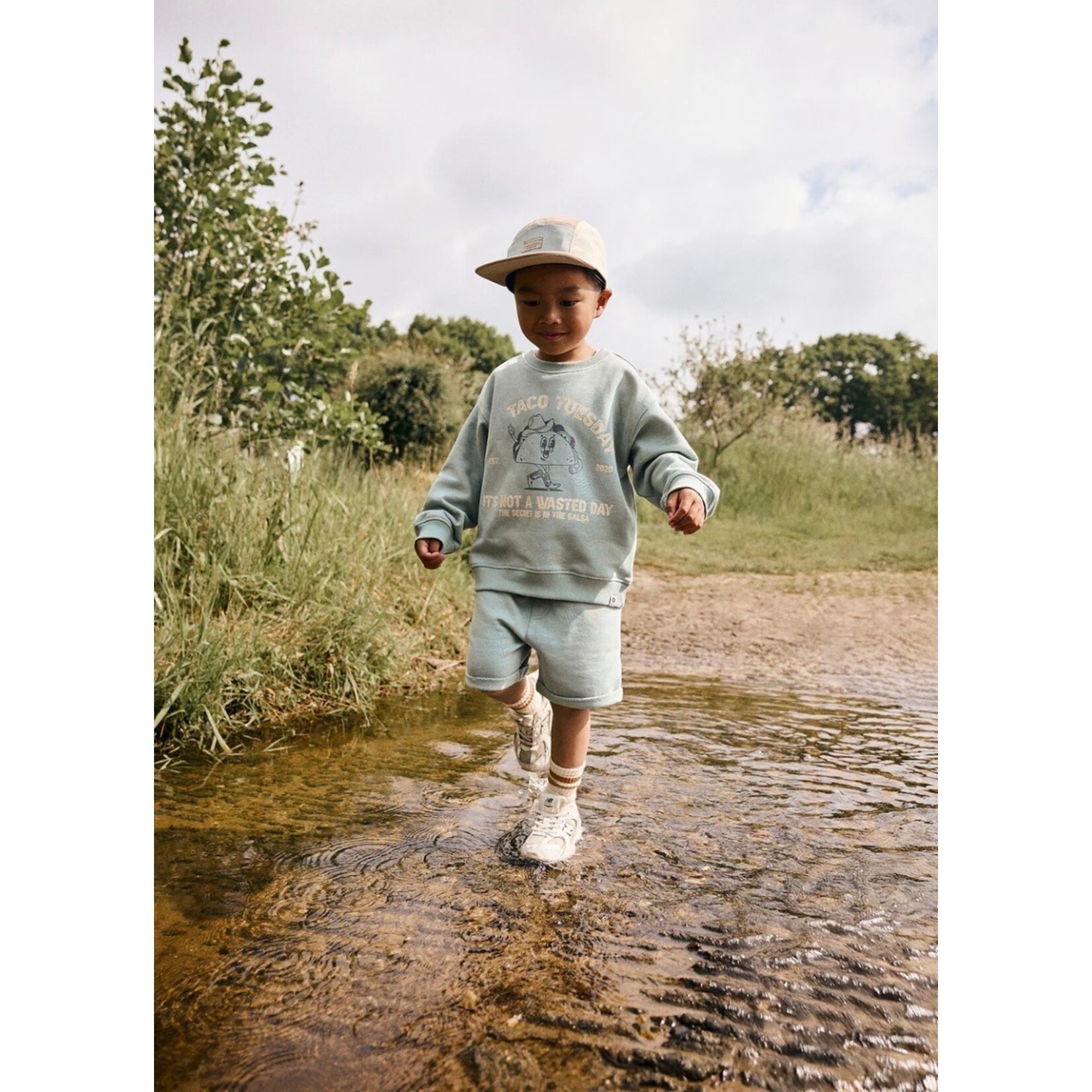 Daily 7 Daily Seven - Taco Tuesday Oversized Sweatshirt